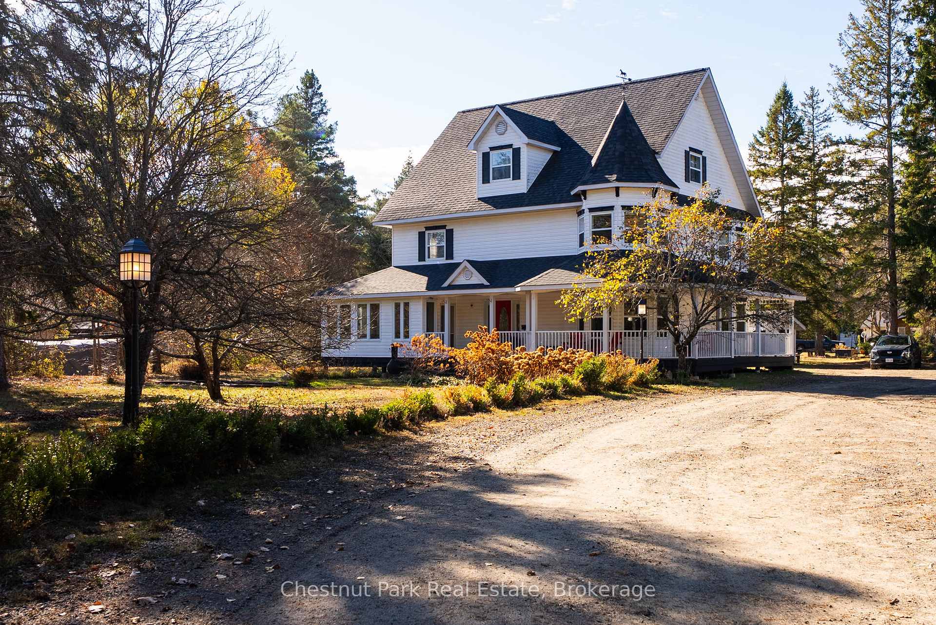 3 Bedroom Single Family Home/House's Image 37