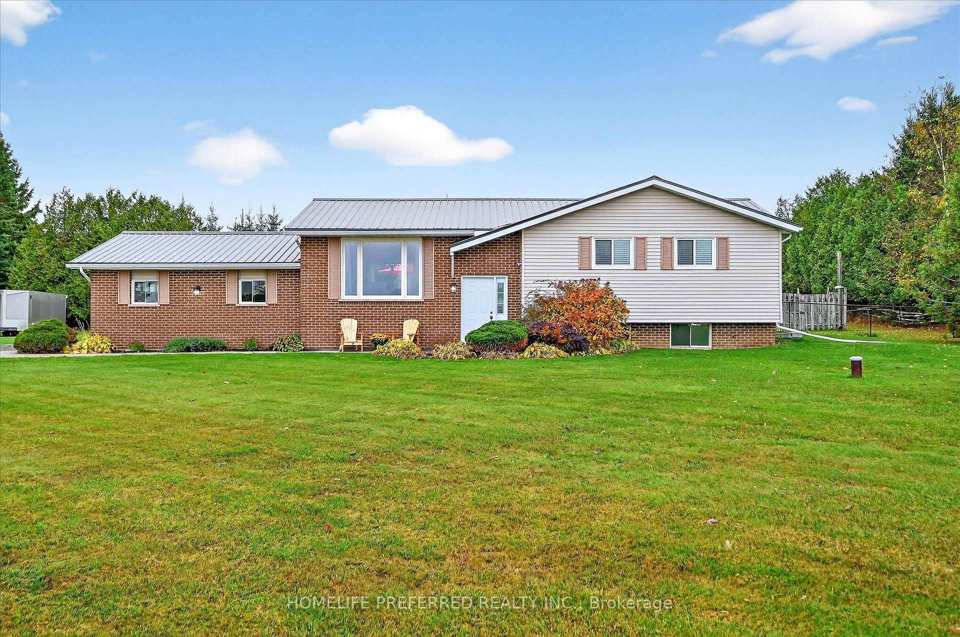 530 Centreline Road Kawartha Lakes Ontario Canada Sale residential   HomeLife Preferred Realty Inc., Brokerage*