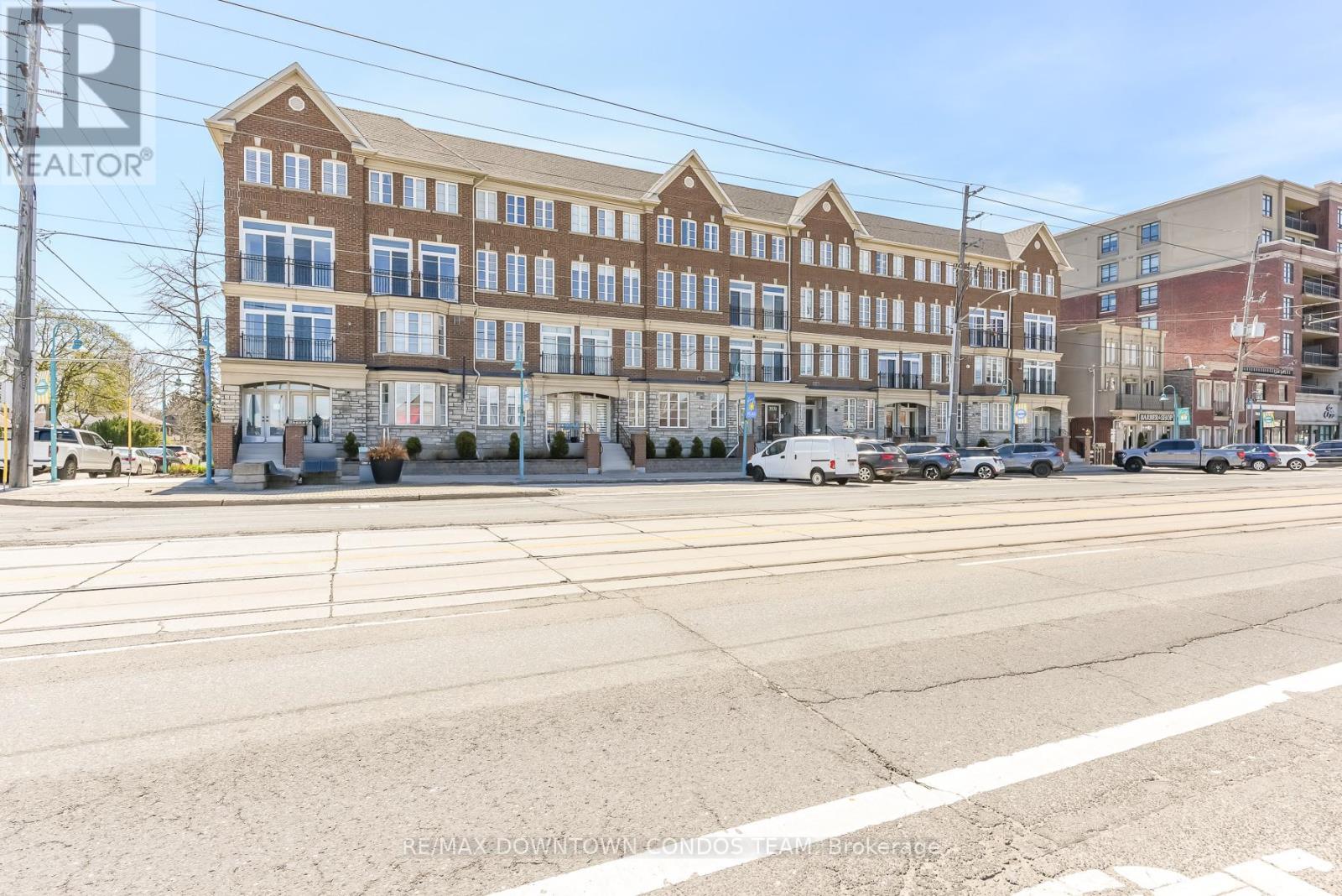 311 - 3531 Lakeshore Boulevard W Toronto Ontario Canada Rent residential The Condo Experts RE/MAX Millennium Real Estate, Brokerage*