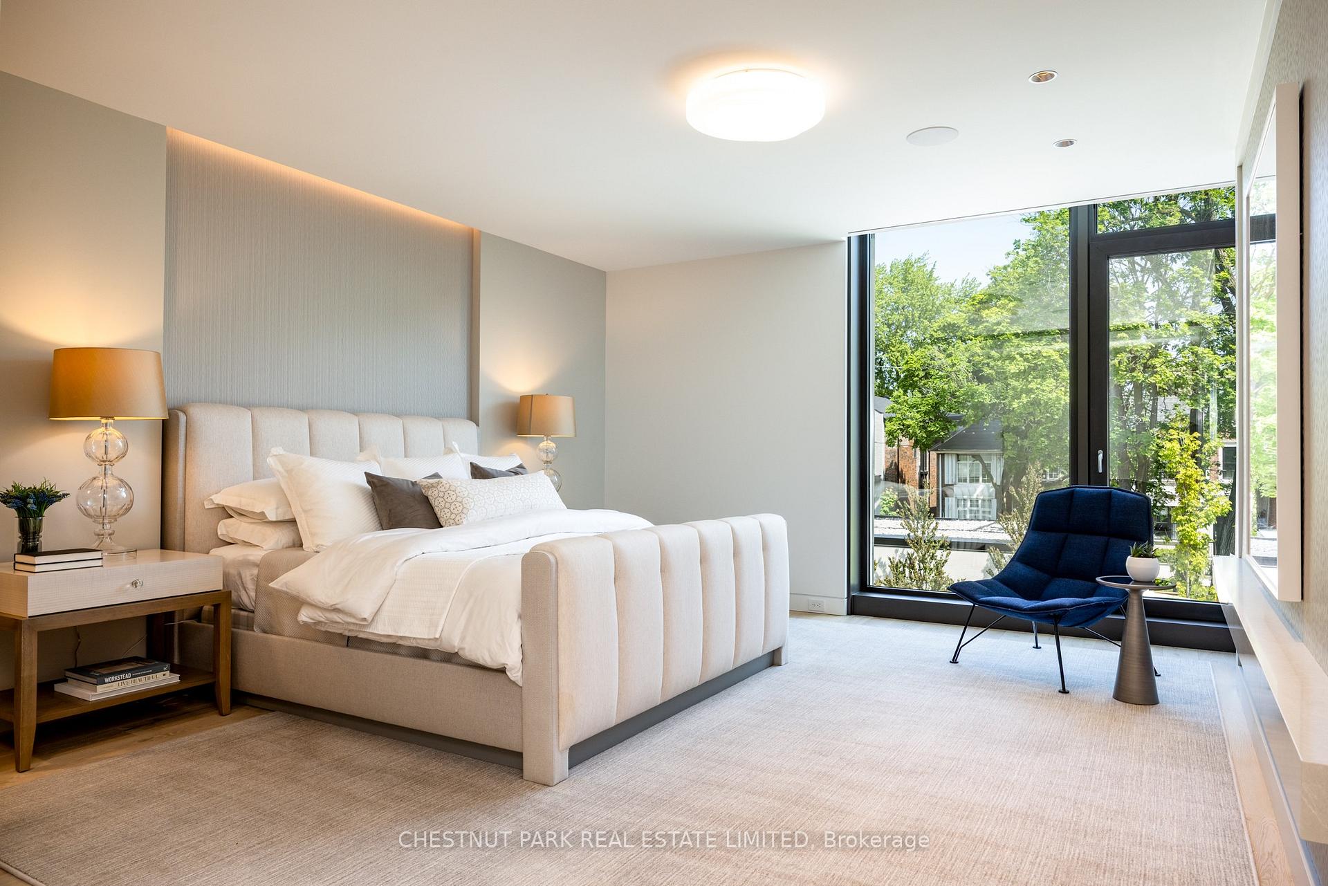 5 Bedroom Single Family Home/House's Image 22