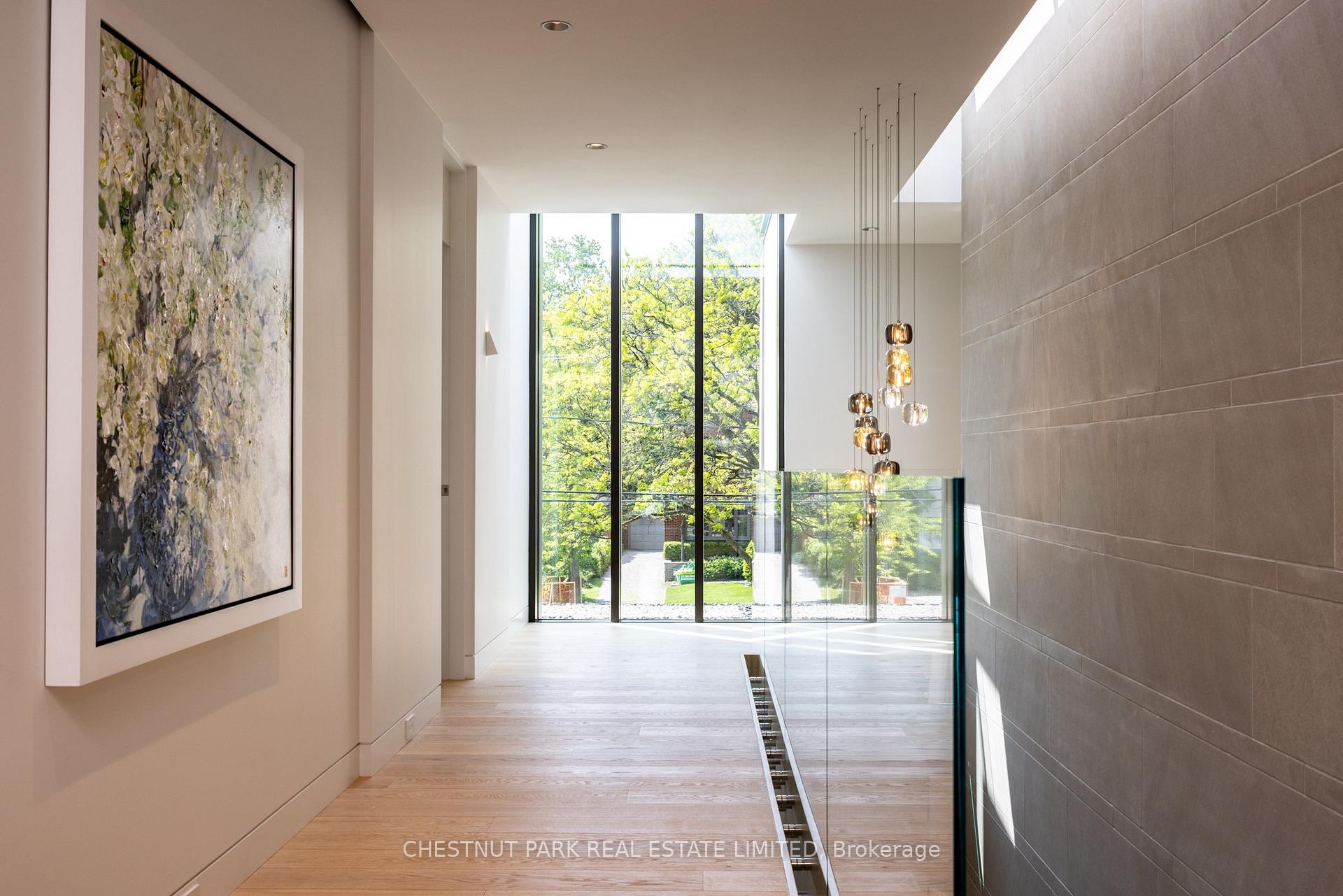 5 Bedroom Single Family Home/House's Image 21