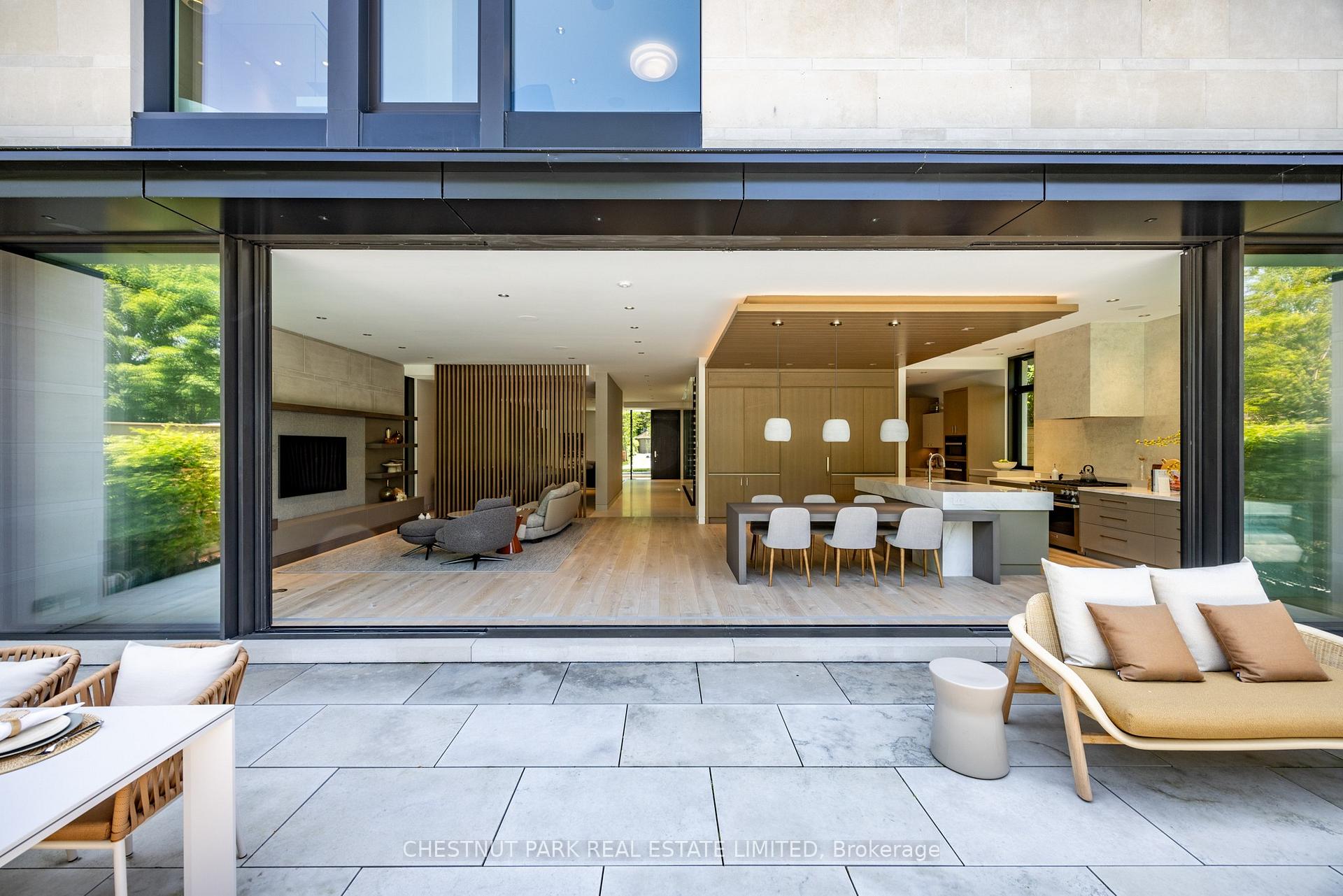 5 Bedroom Single Family Home/House's Image 43