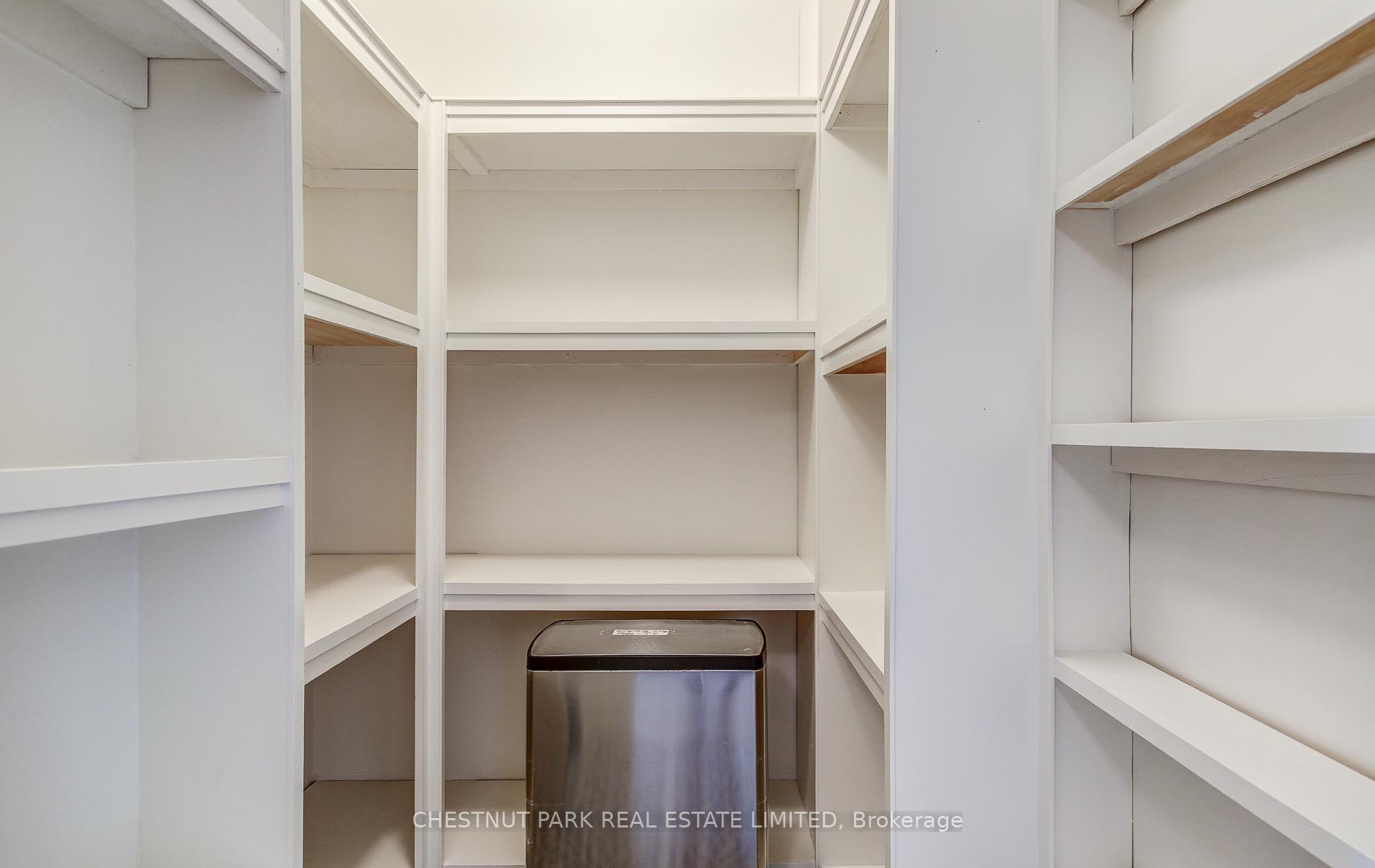2 Bedroom Apartment/Flat's Image 18