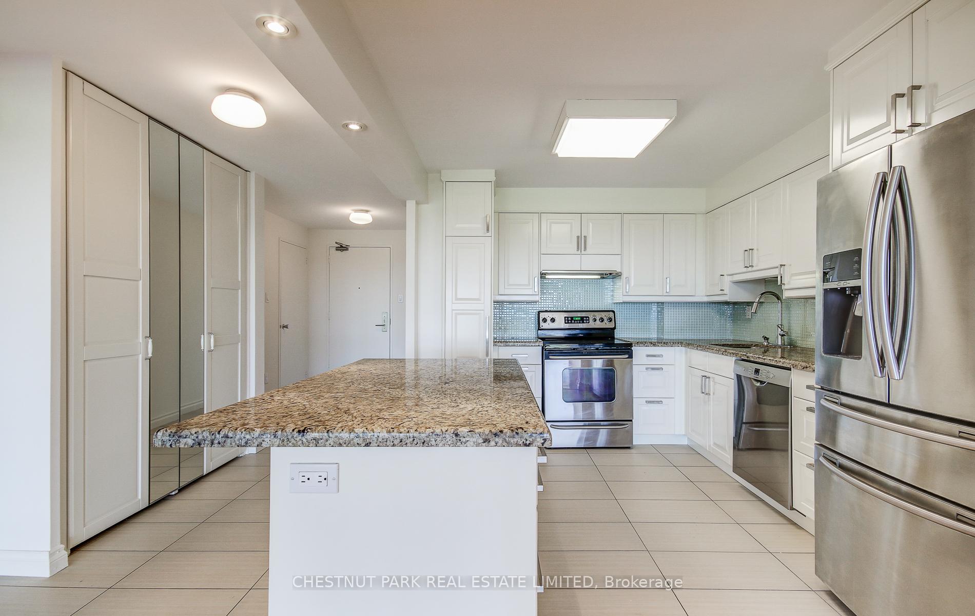 2 Bedroom Apartment/Flat's Image 7