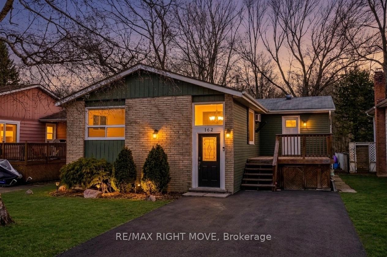 162 Pratt Crescent Gravenhurst Ontario Canada Sale residential Hugh Nichols RE/MAX PROFESSIONALS NORTH, BROKERAGE*