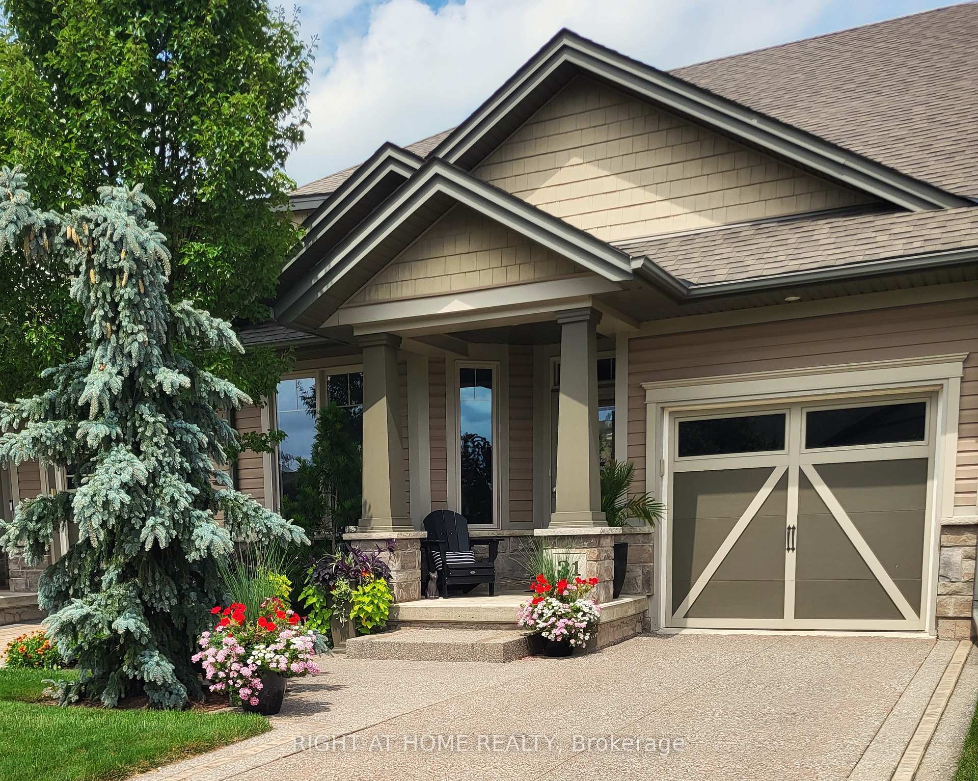 31 Manorwood Drive West Lincoln Ontario Canada Sale residential Raj Vuppuluri Right at Home Realty, Brokerage*