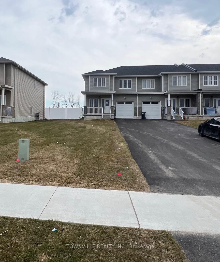 18 Lincoln Drive Belleville Ontario Canada Sale residential   Townville Realty Inc., Brokerage*