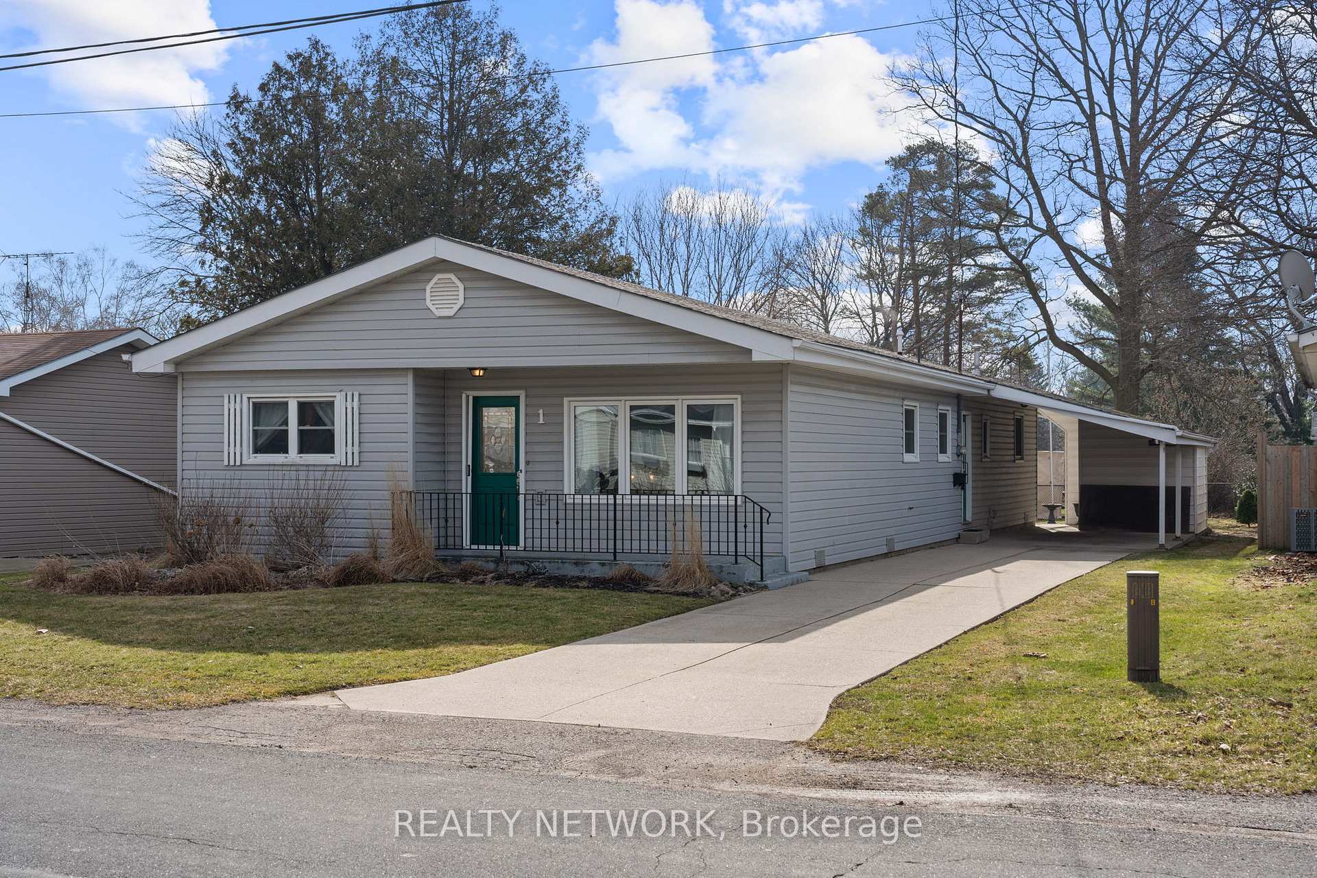 1 Clifford Street Norfolk Ontario Canada Sale residential   Realty Network, Brokerage*