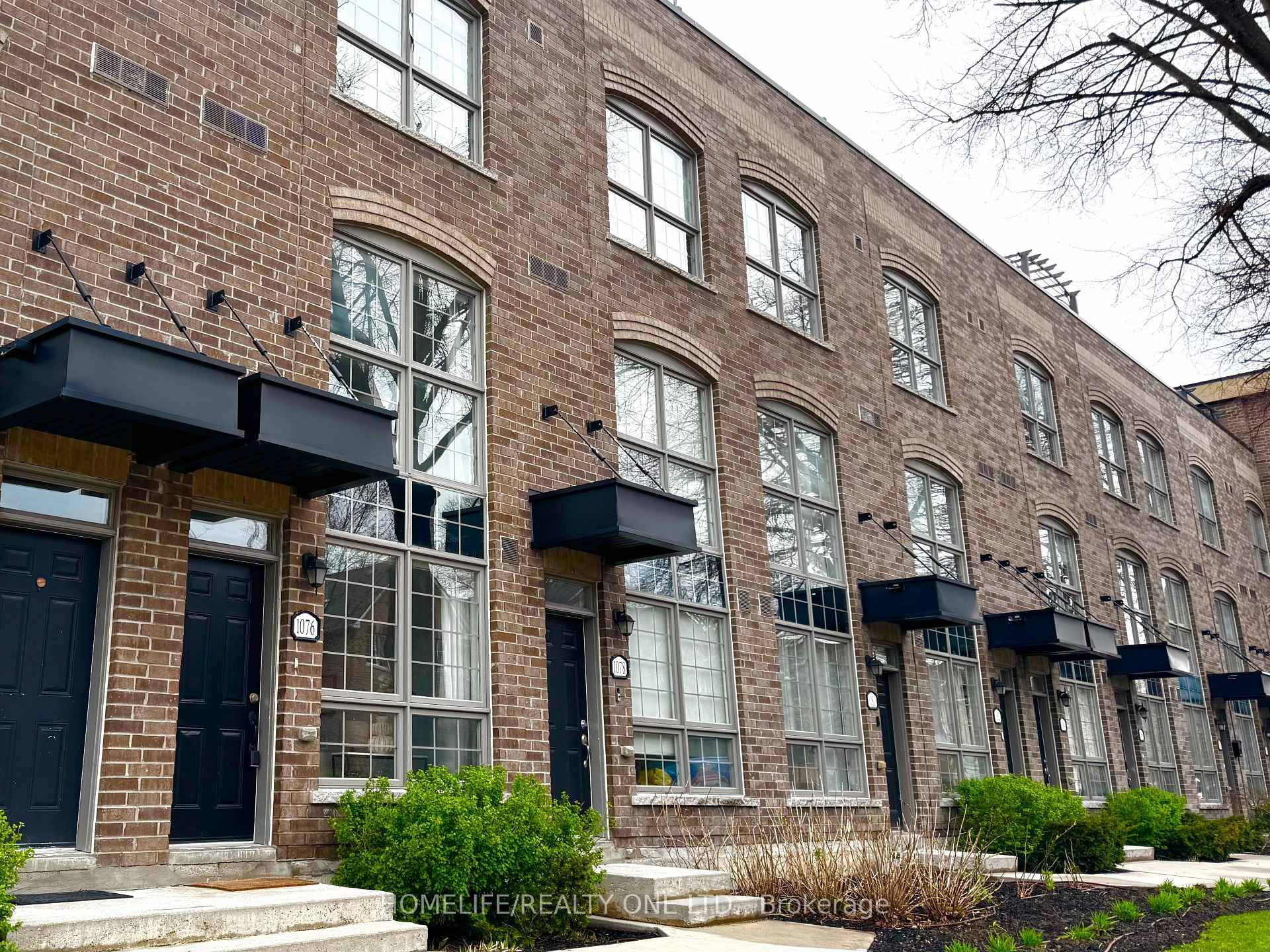 1076 Lansdowne Avenue Toronto Ontario Canada Sale residential Tashi Nangsetsang HomeLife/Realty One Ltd., Brokerage