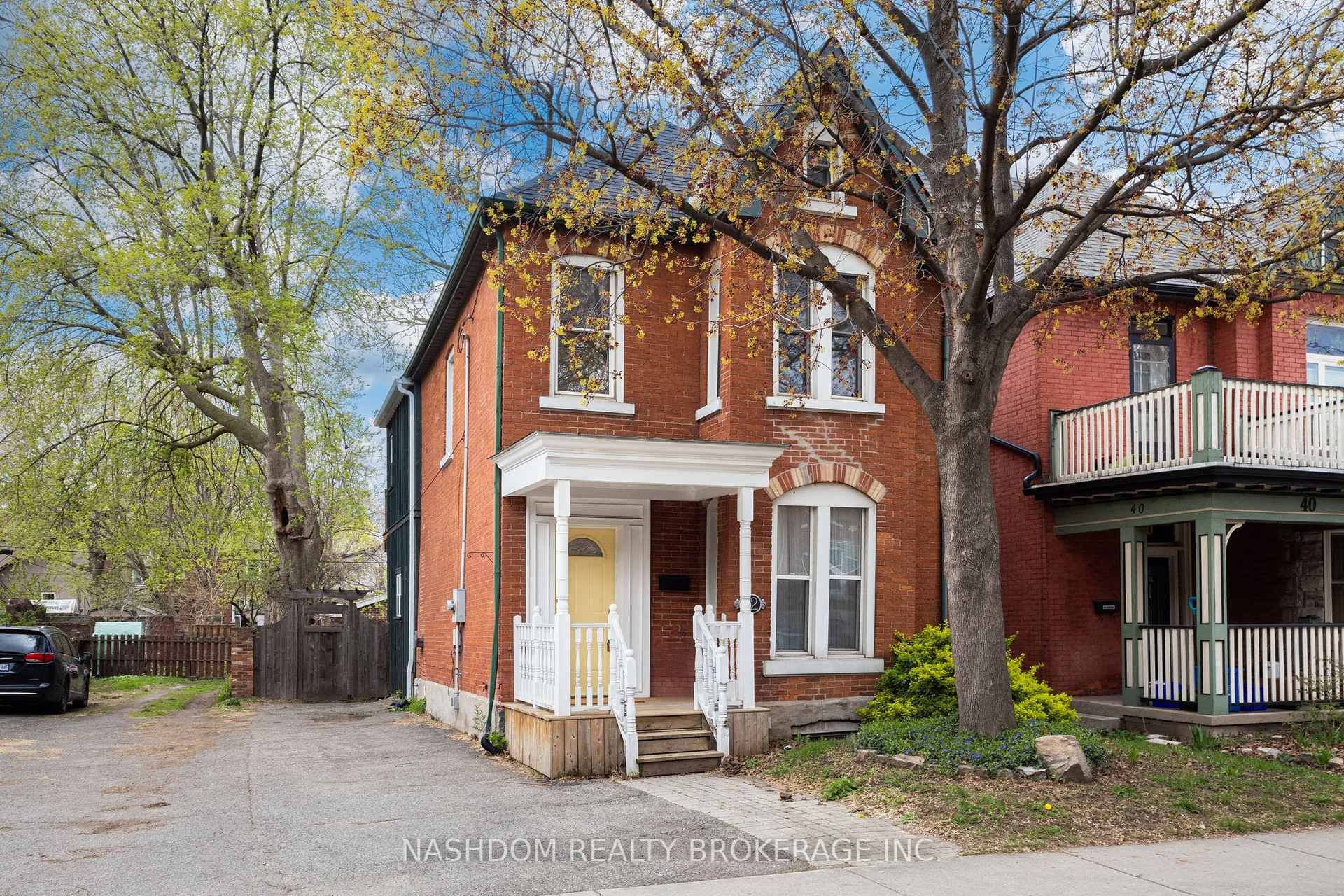42 Erie Avenue Hamilton Ontario Canada Sale residential Maggie Abril Nashdom Realty Brokerage Inc. 