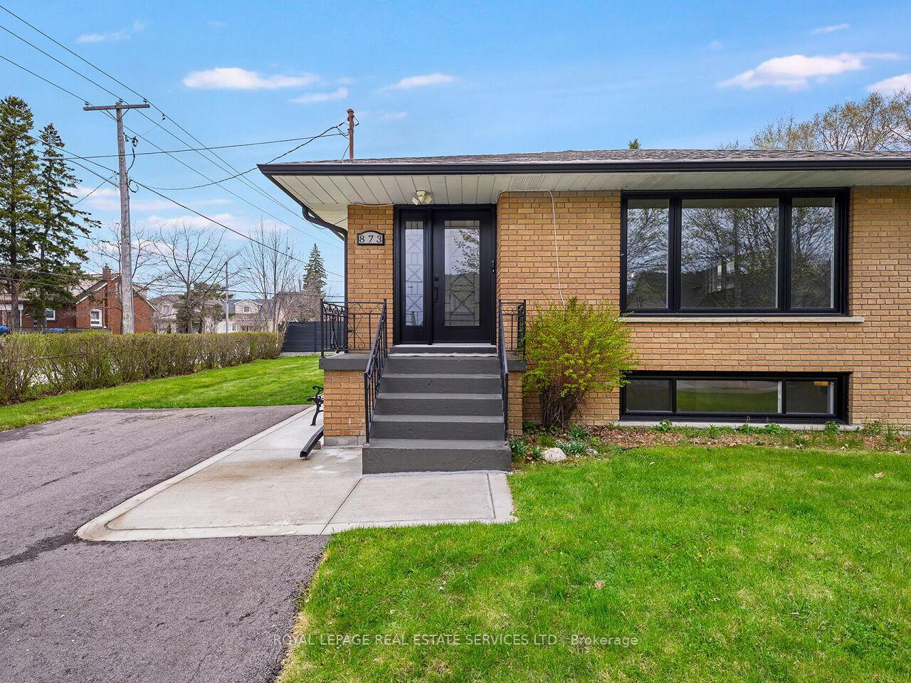 873 Sixth Street Mississauga Ontario Canada Sale residential APRIL  ESTEVES ROYAL LEPAGE REAL ESTATE SERVICES LTD. Brokerage*