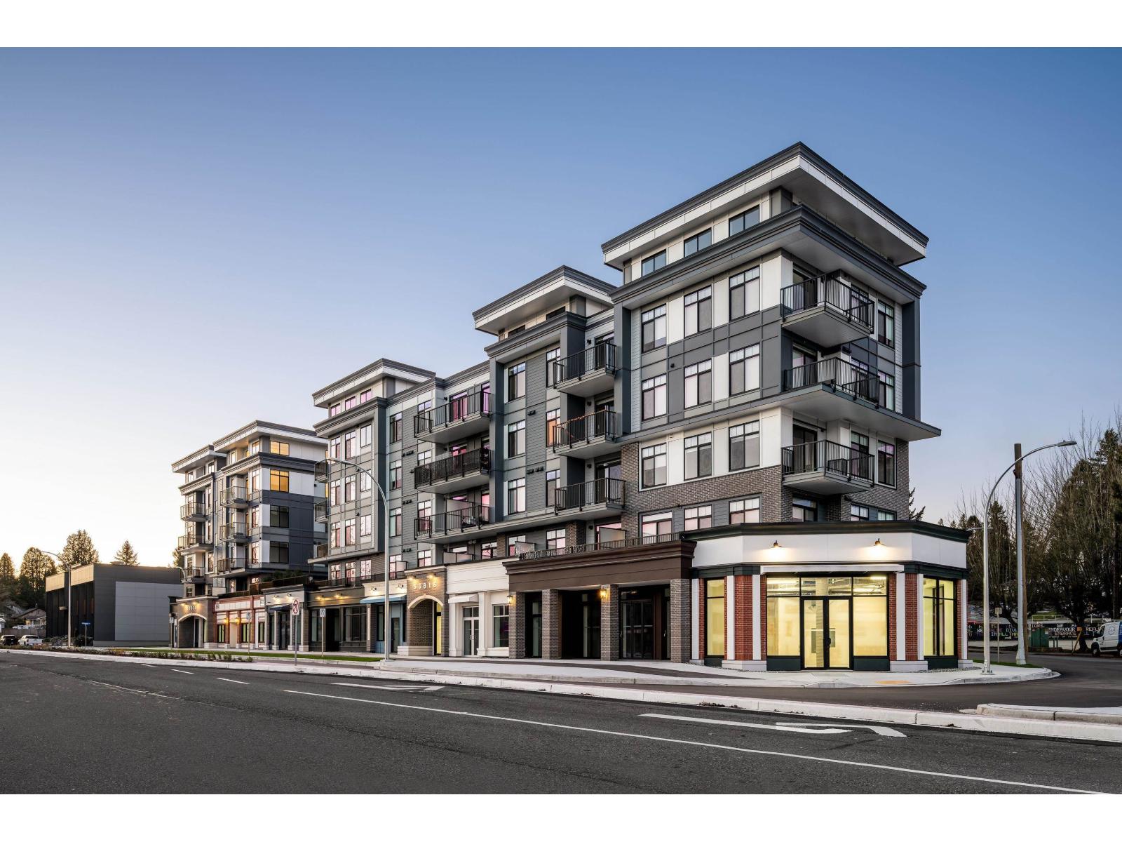 401 33820 SOUTH FRASER WAY Abbotsford British Columbia Canada Sale residential Kirandeep Gill Coldwell Banker Executives Realty