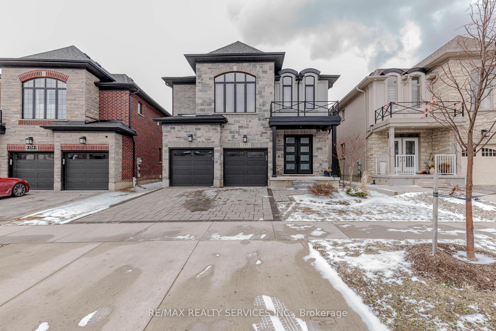 130 Pondcliffe Drive Kitchener Ontario Canada Sale residential Paul Cheema RE/MAX Realty Services Inc., Brokerage*