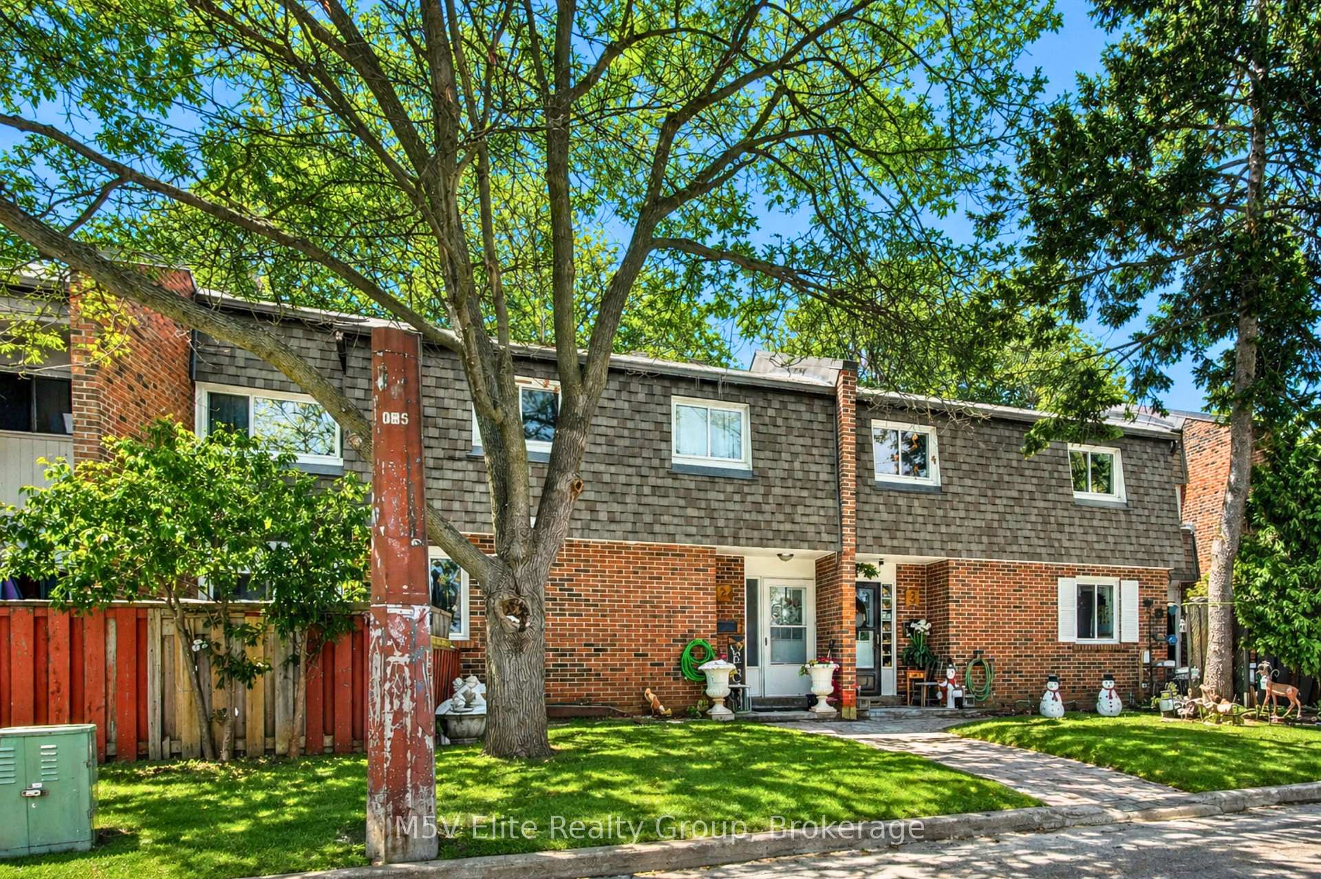 2 - 105 Dovedale Drive Whitby Ontario Canada Sale residential   Coldwell Banker - R.M.R. Real Estate, Brokerage*