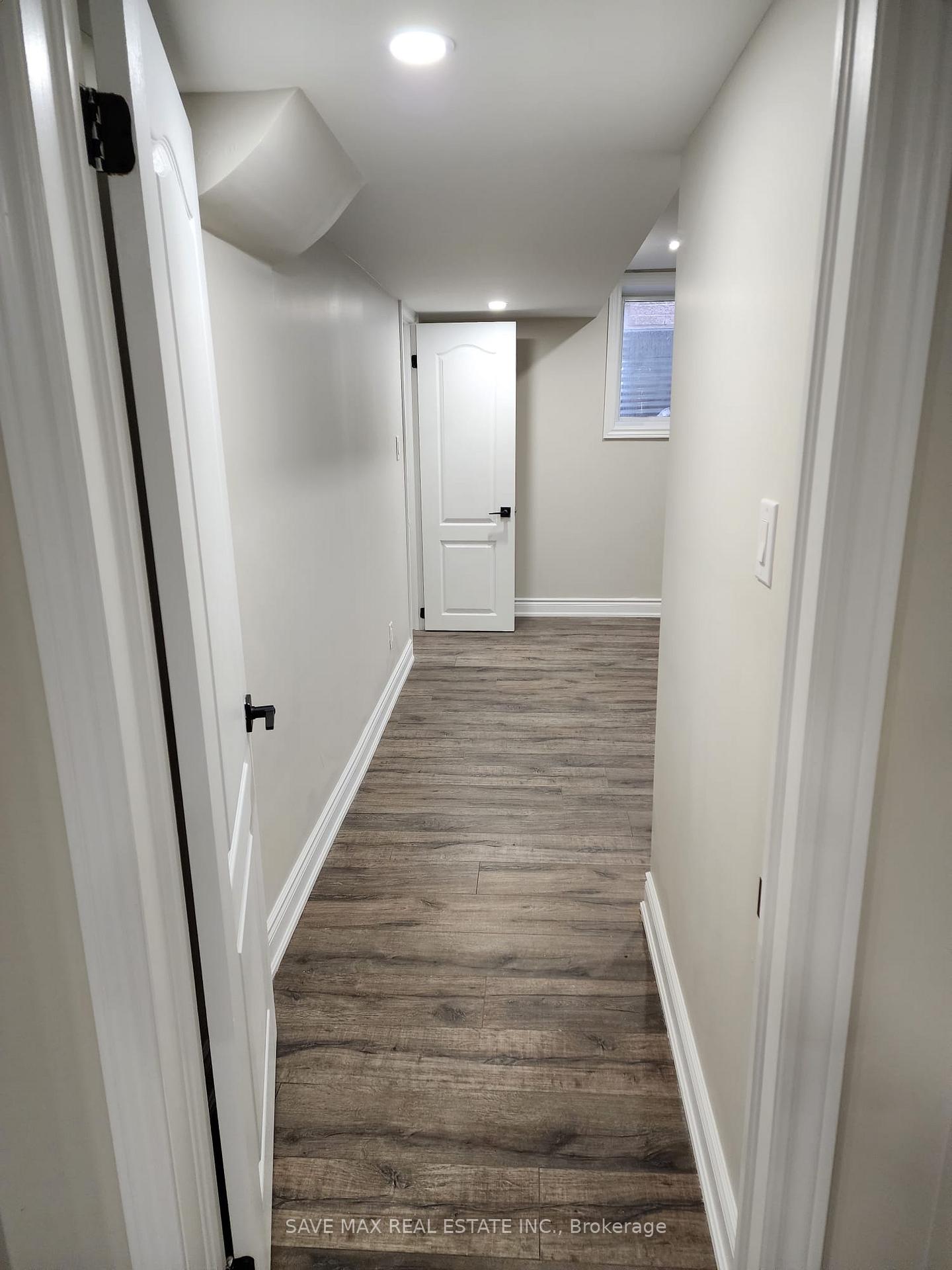 393 Jelinik Terrace Milton Ontario Canada Rent residential   Save Max Real Estate Inc.