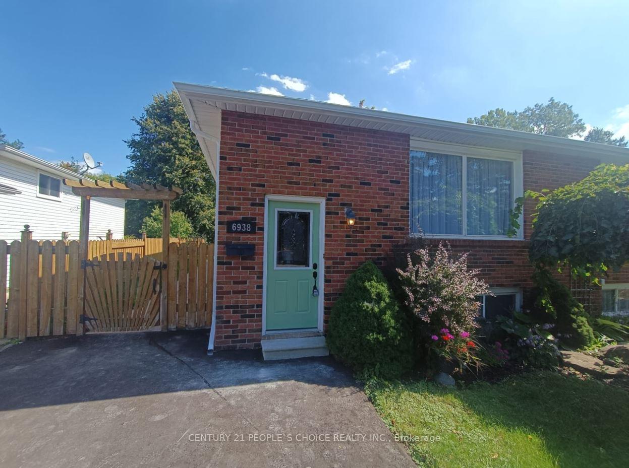Upper - 6938 Warden Avenue Niagara Falls Ontario Canada Rent residential Prasad Ari Century 21 Peoples Choice Realty Inc., Brokerage *