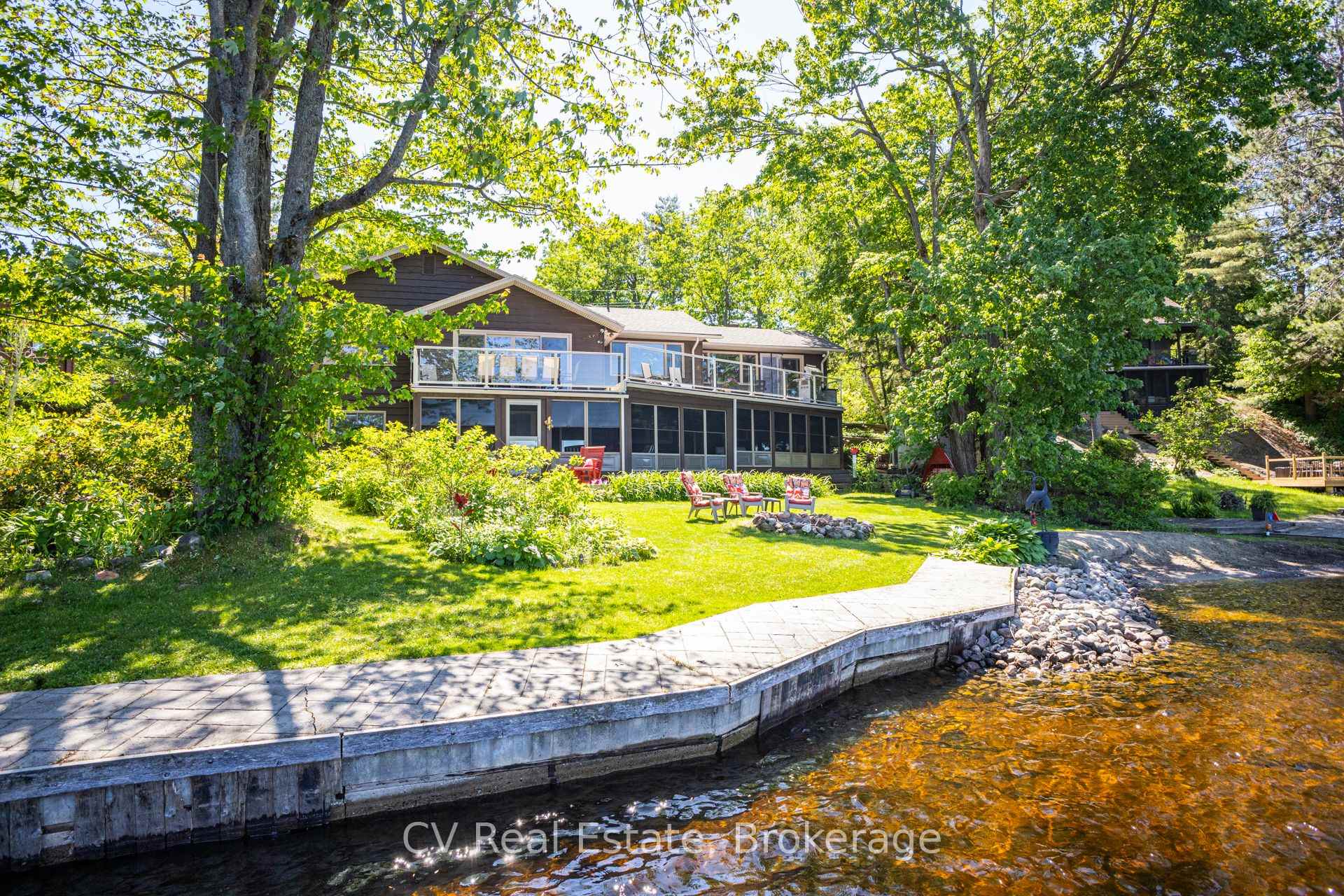 Unit #2 - 1240 North Kahshe Lake Road Gravenhurst Ontario Canada Sale residential Hugh Nichols RE/MAX PROFESSIONALS NORTH, BROKERAGE*