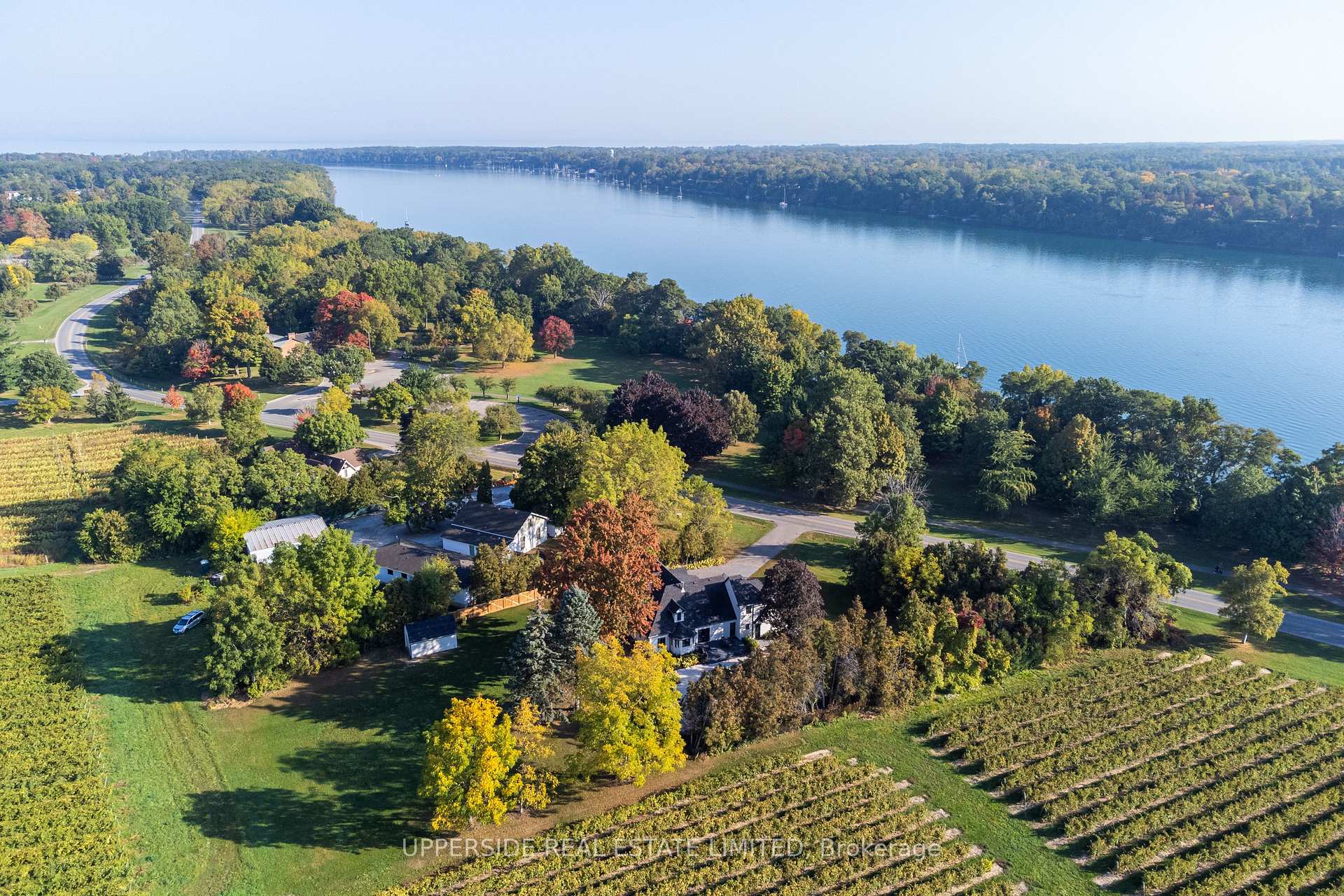15886 Niagara Parkway Niagara-On-The-Lake Ontario Canada Sale residential Gloria Valvasori ASP Century 21 Signature Service