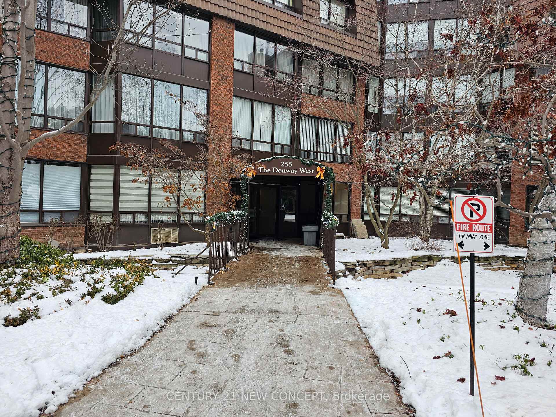 123 - 255 The Donway West E Toronto Ontario Canada Sale residential HELEN KIM Century 21 New Concept, Brokerage*