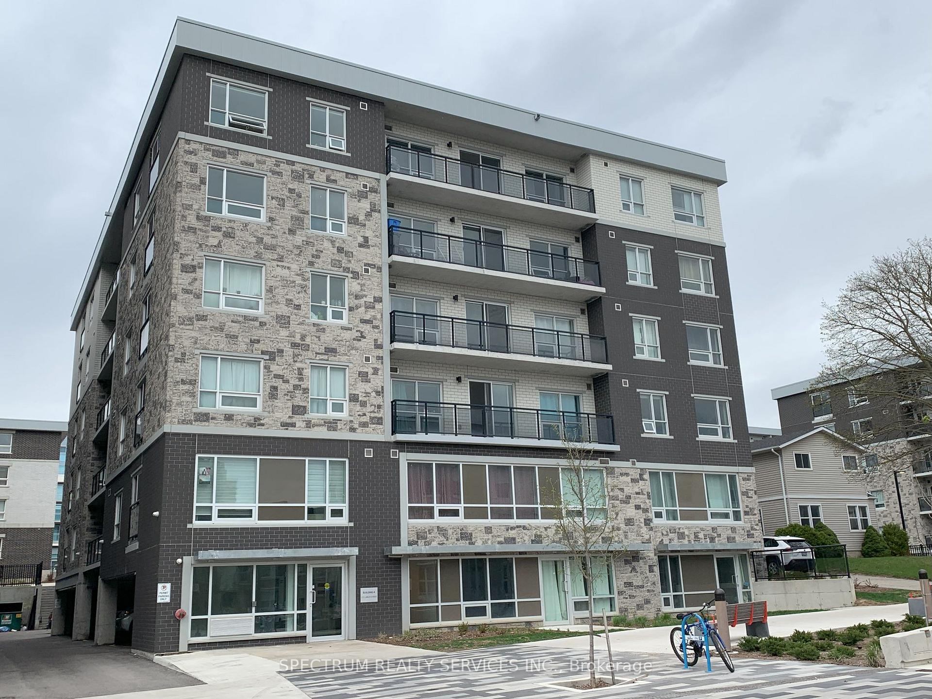 A-306 - 275 Larch Street Waterloo Ontario Canada Rent residential Lazlo Vavrovics Spectrum Realty Services Inc., Brokerage *