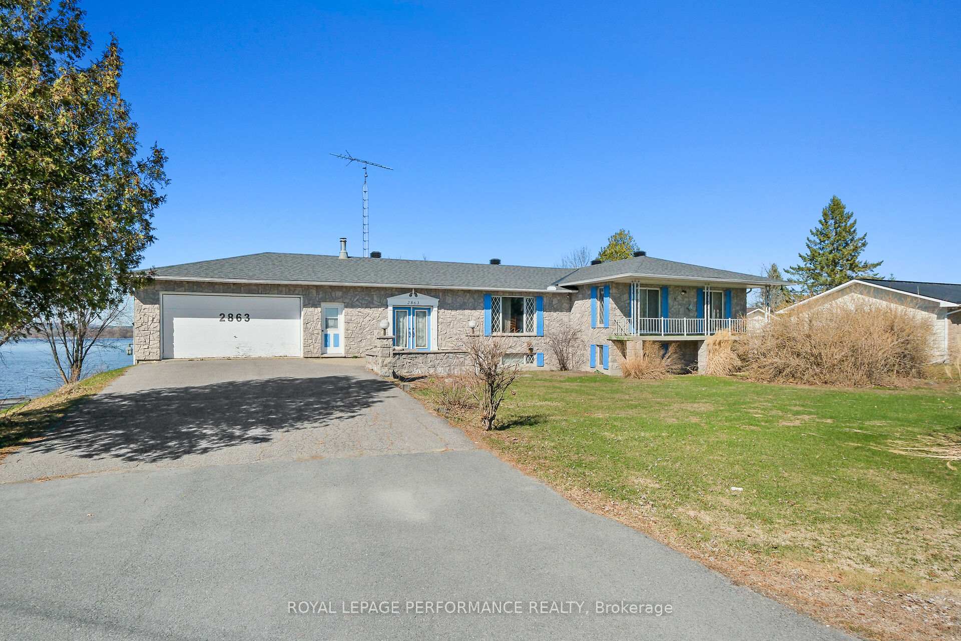 2863 Rue Principale Street Alfred And Plantagenet Ontario Canada Sale residential Royal LePage Performance Realty, Brokerage *