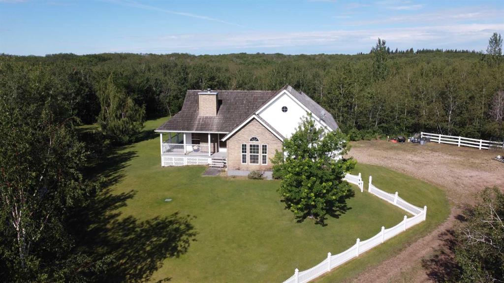 6 Cedar Crescent  Wainwright Alberta Canada Sale residential   Helping you find a home to fill with Life, Laughs & Love