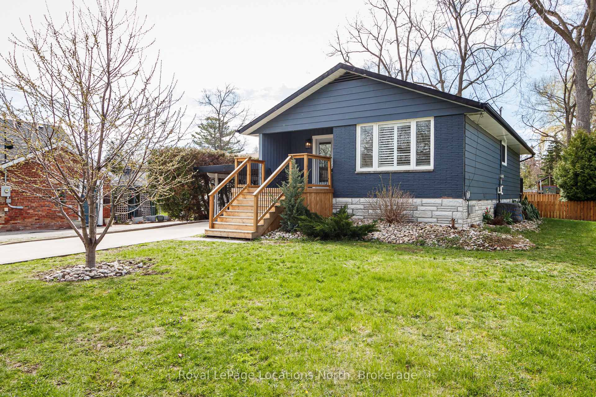 258 FOURTH Street W Collingwood Ontario Canada Sale residential   The Picot Team - Chestnut Park Real Estate Brokerage