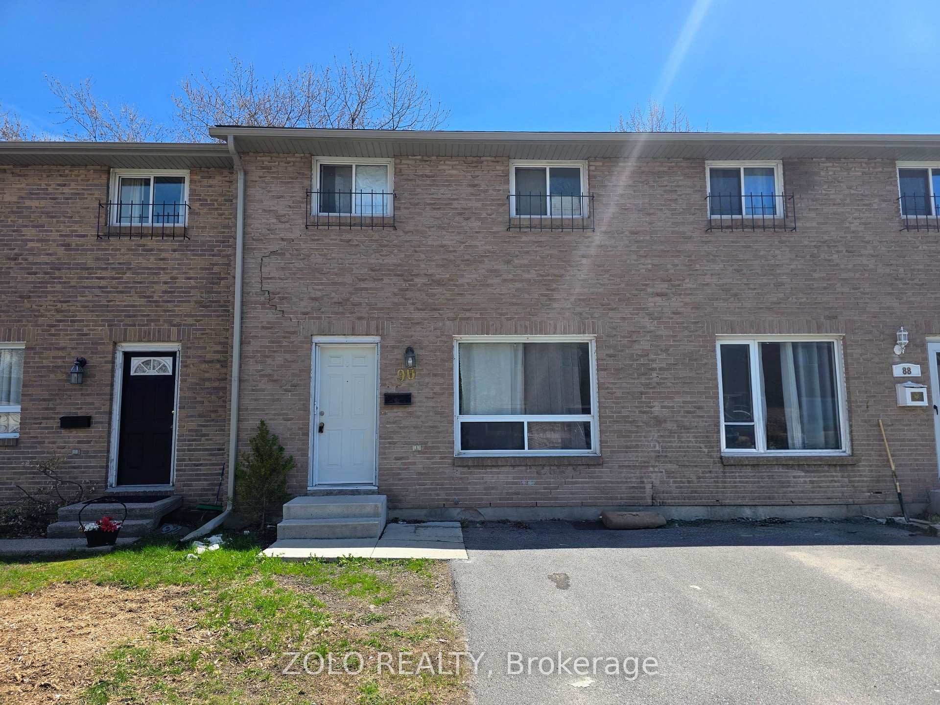 35 - 90 Rosemund Crescent Kingston Ontario Canada Sale residential Filmer Chu ZOLO REALTY, BROKERAGE*