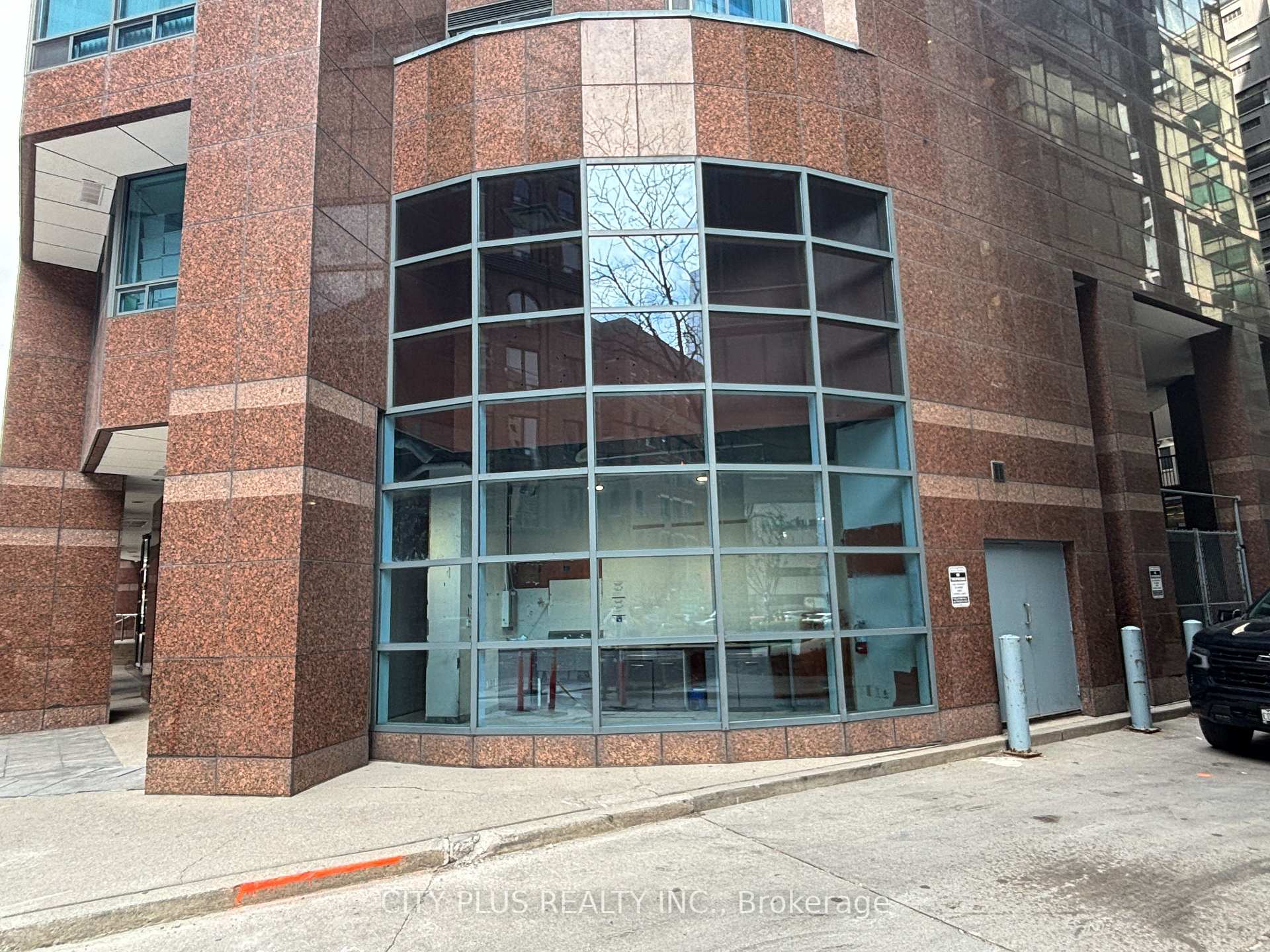 101A - 33 University Avenue Toronto Ontario Canada Lease commercial   City Plus Realty Inc. Brokerage*