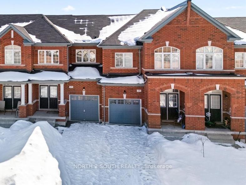 15 Gower Drive Aurora Ontario Canada Sale residential SARMAD IFTIKHAR iCloud Realty Ltd. 