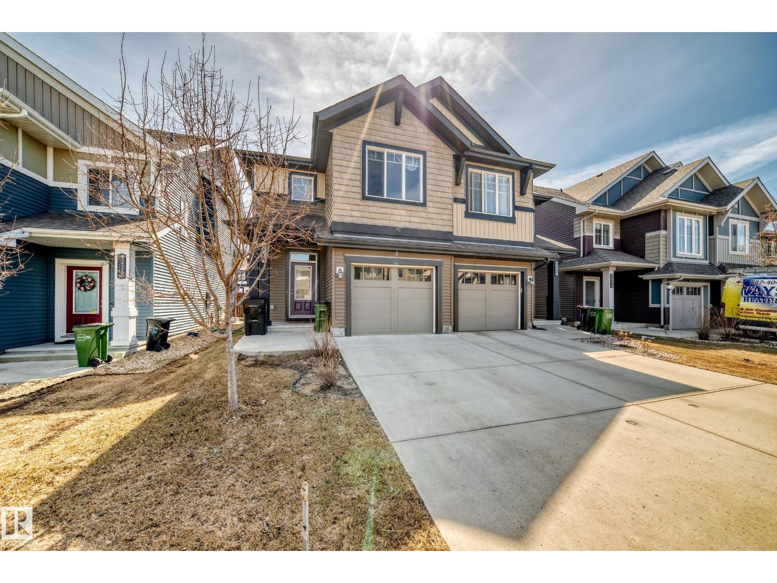 5227 CRABAPPLE LI SW Edmonton Alberta Canada Sale residential Darlene Reid MORE Real Estate, Brokerage*