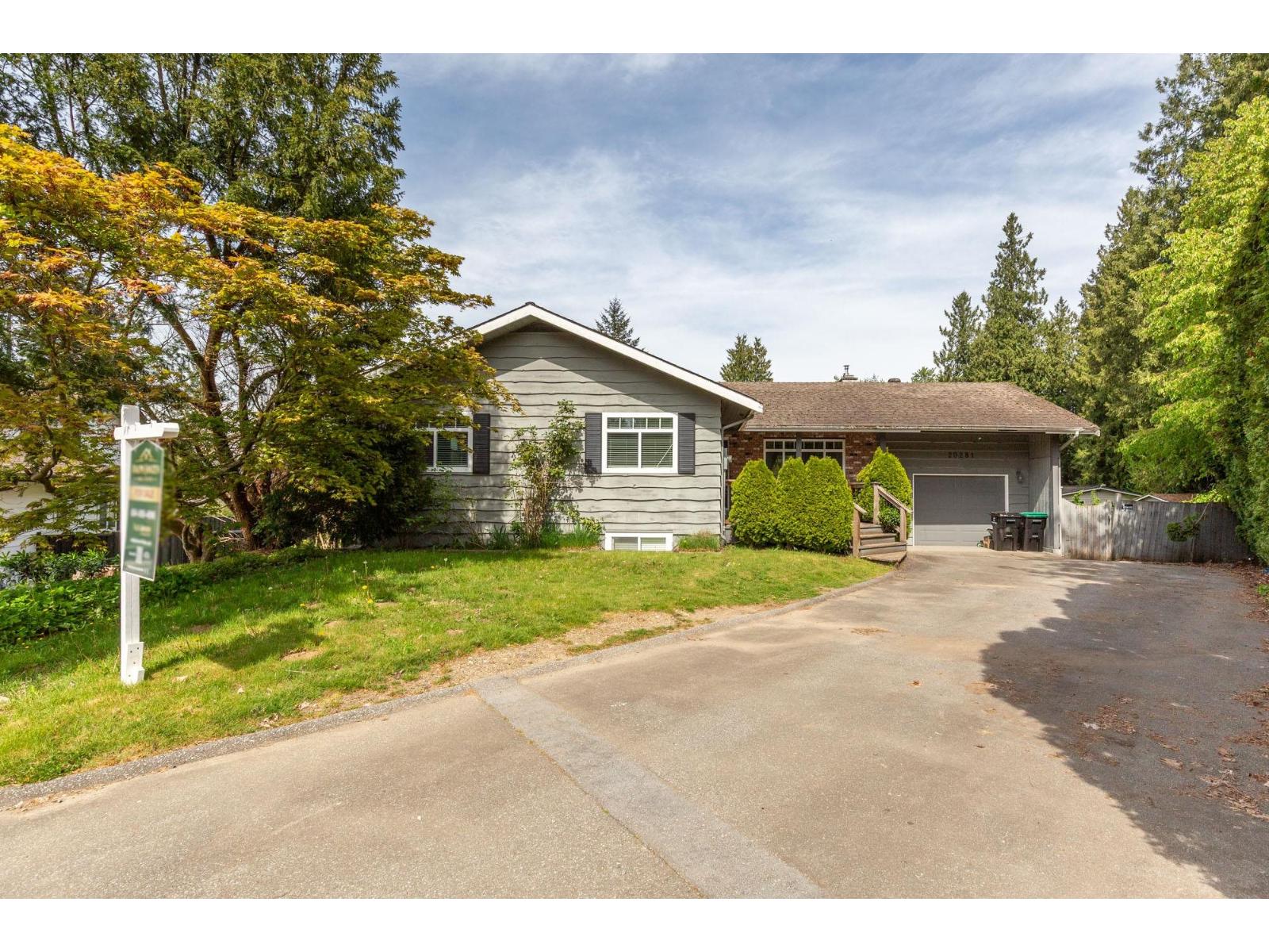 20281 47A AVENUE Langley British Columbia Canada Sale residential   HomeLife Benchmark Realty*