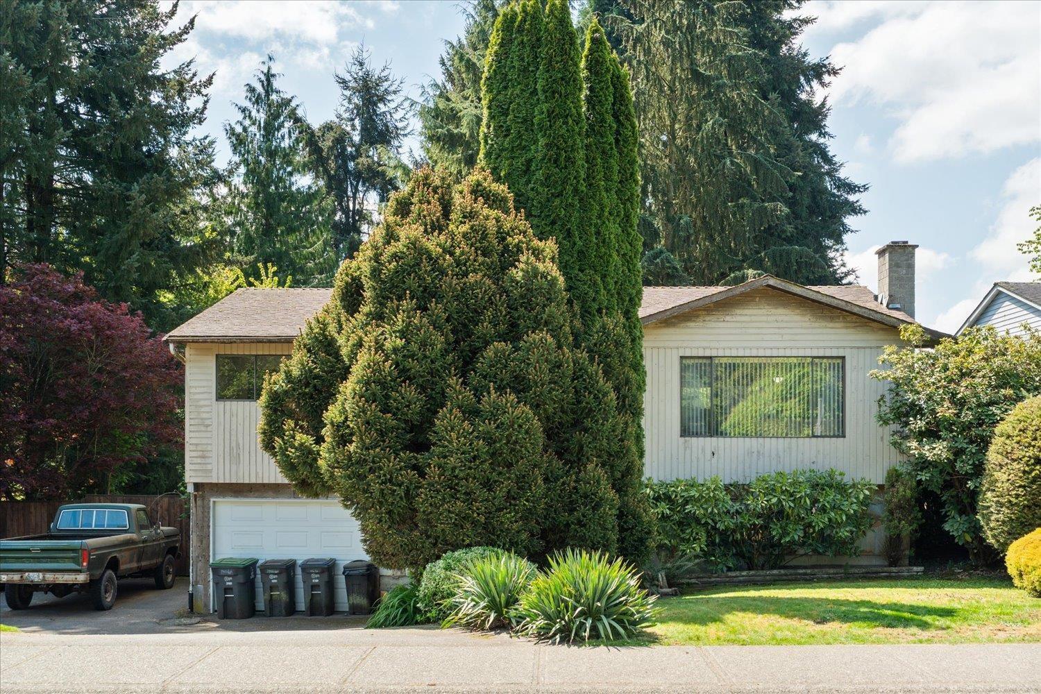 19426 63A AVENUE Surrey British Columbia Canada Sale residential Nadine Brunelle Pathway Executives Realty Inc.