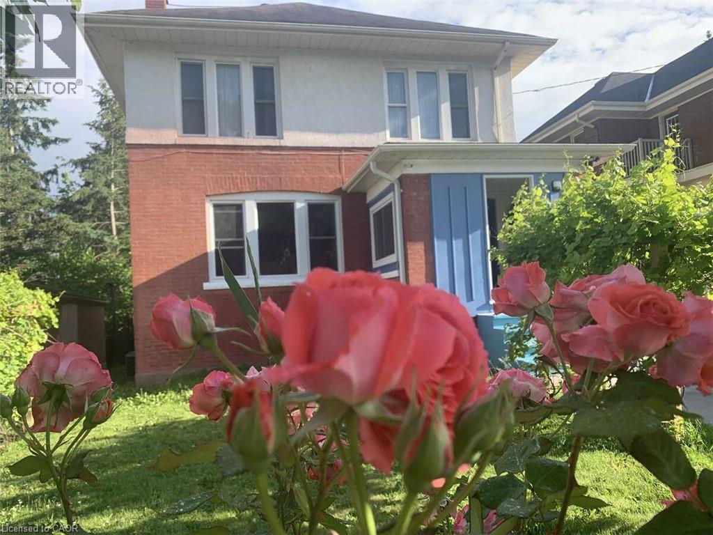 4322 BAMPFIELD Street Niagara Falls Ontario Canada Sale residential Joselle Alves iCloud Realty Ltd. 