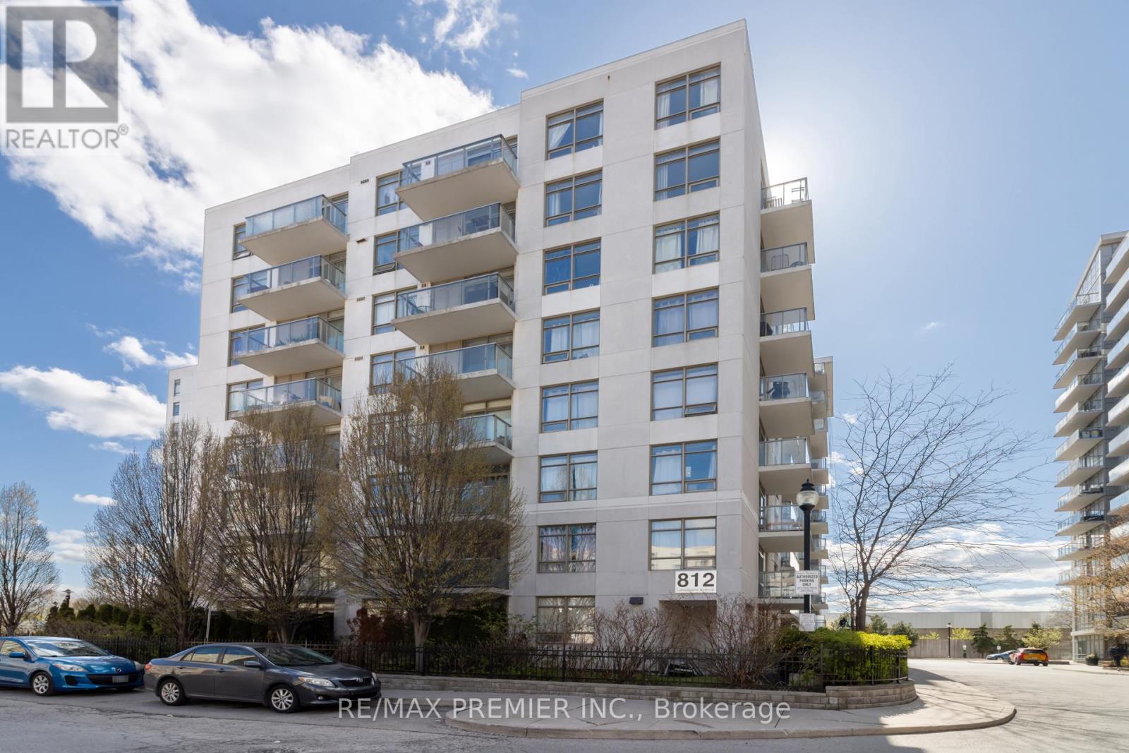 1011 - 812 Lansdowne Avenue Toronto Ontario Canada Sale residential   The Irene Settino Team 