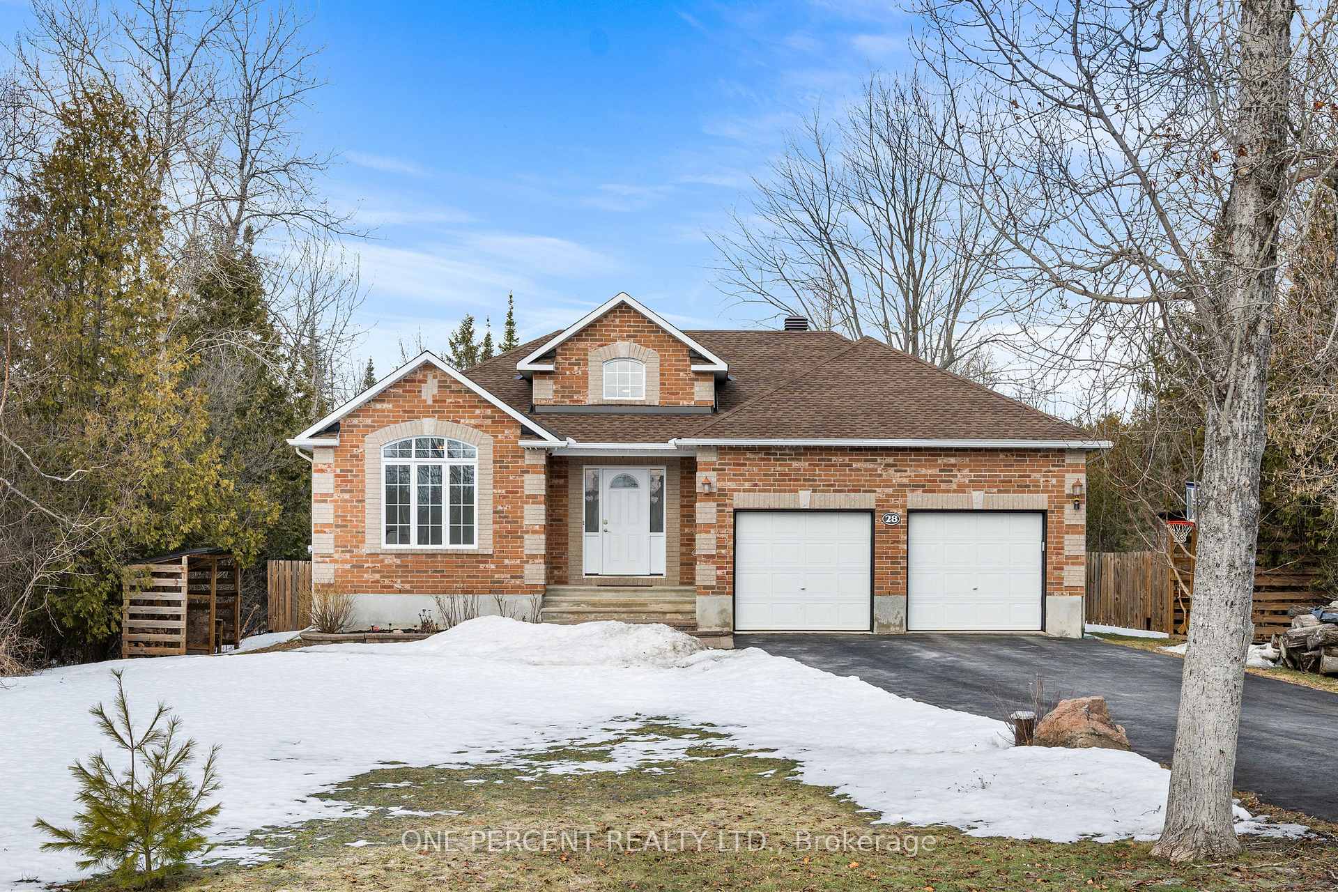 28 Sawgrass Circle Ottawa Ontario Canada Sale residential Jason Clement ROYAL LEPAGE TEAM REALTY