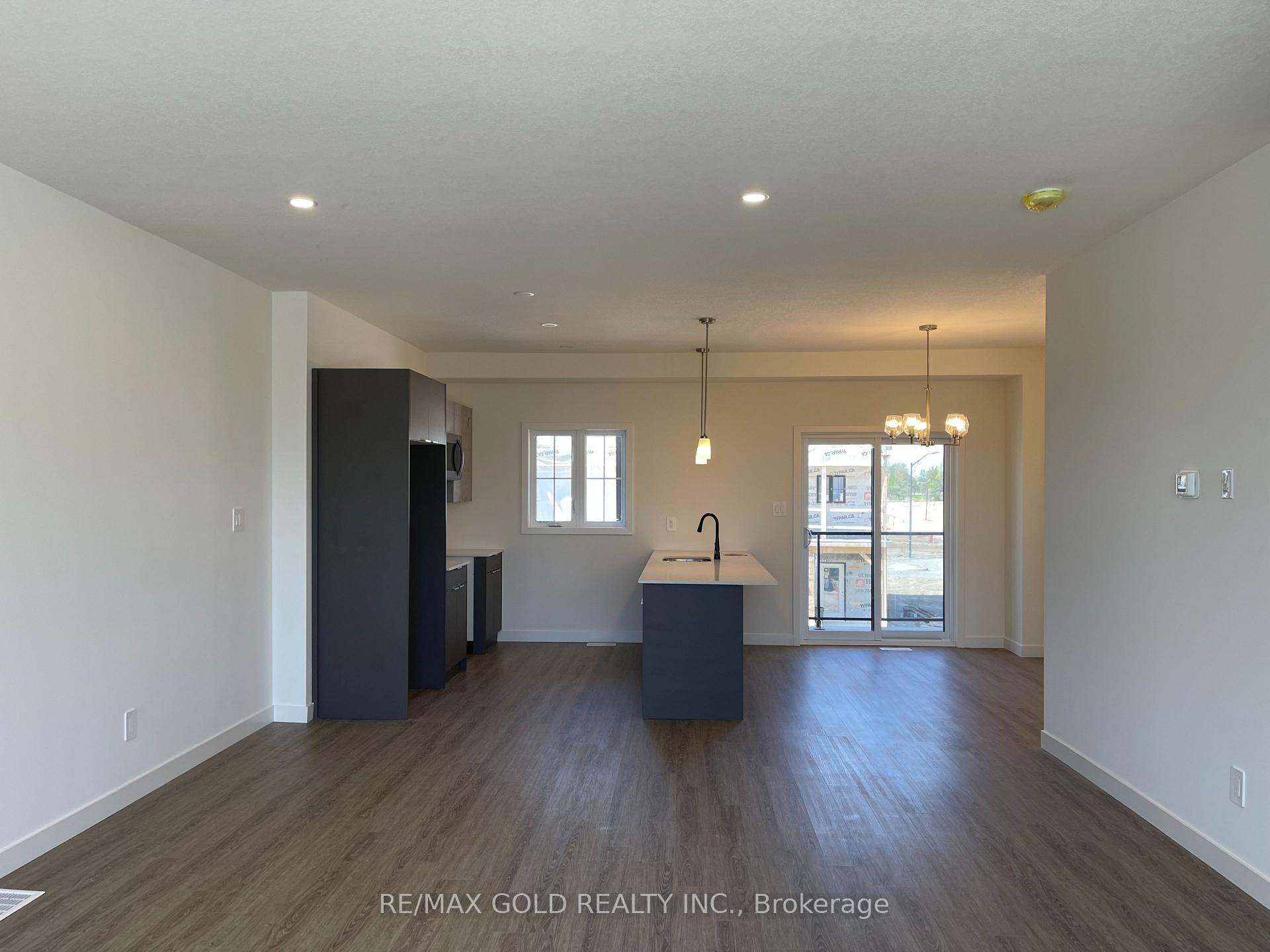 8 - 1781 Henrica Avenue London North Ontario Canada Rent residential Rashminder Chadha RE/MAX Gold Realty Inc., Brokerage*