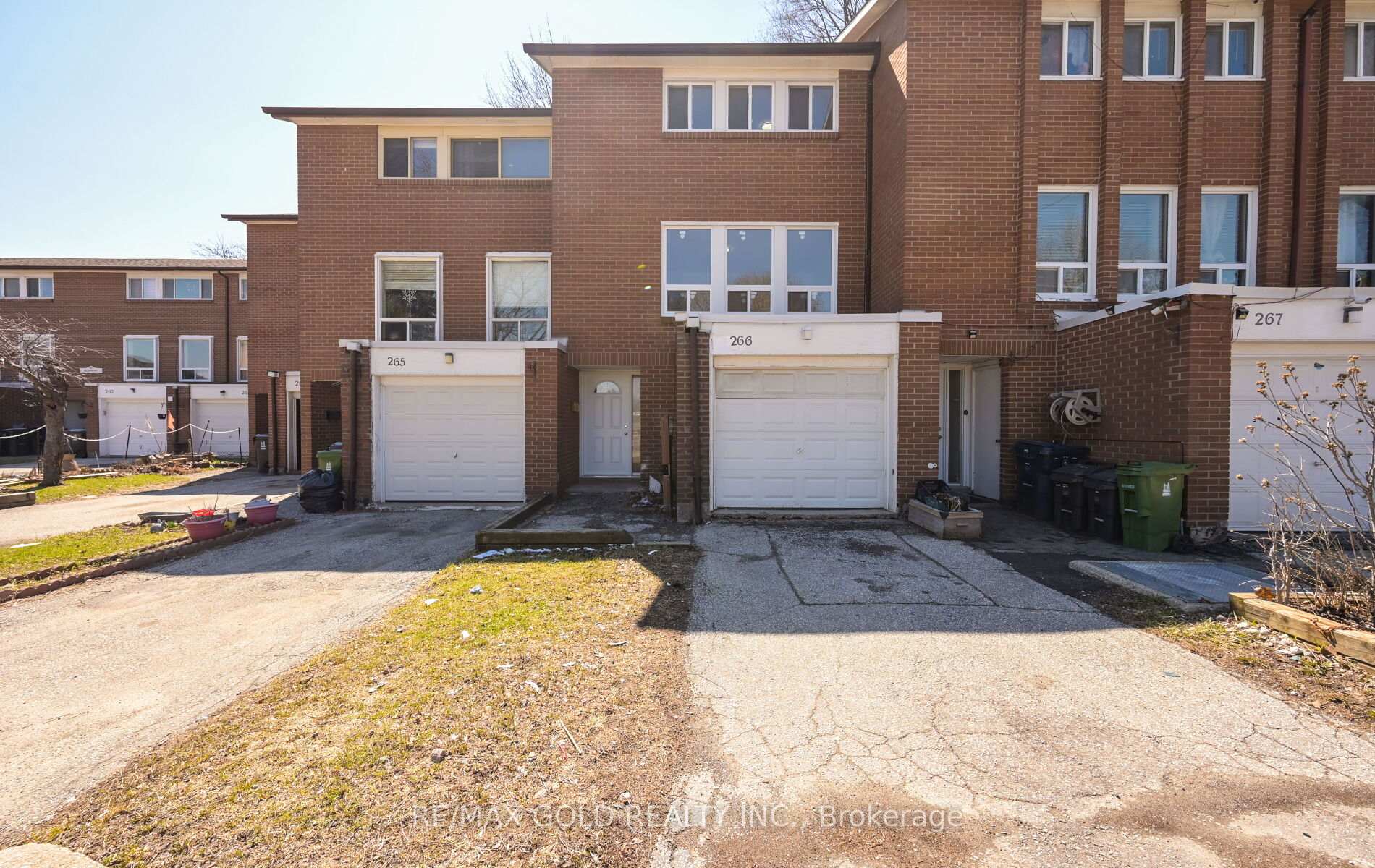 266 - 1601 Albion Road Toronto Ontario Canada Sale residential Hetal Varma RE/MAX GOLD REALTY INC., BROKERAGE*