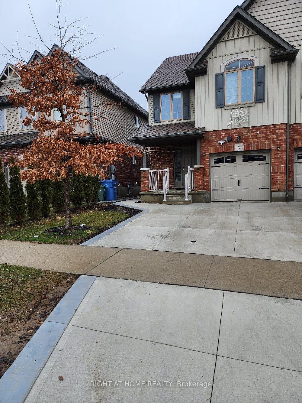49 curzon Crescent Guelph Ontario Canada Rent residential Sam Mathew Right at Home Realty, Brokerage*