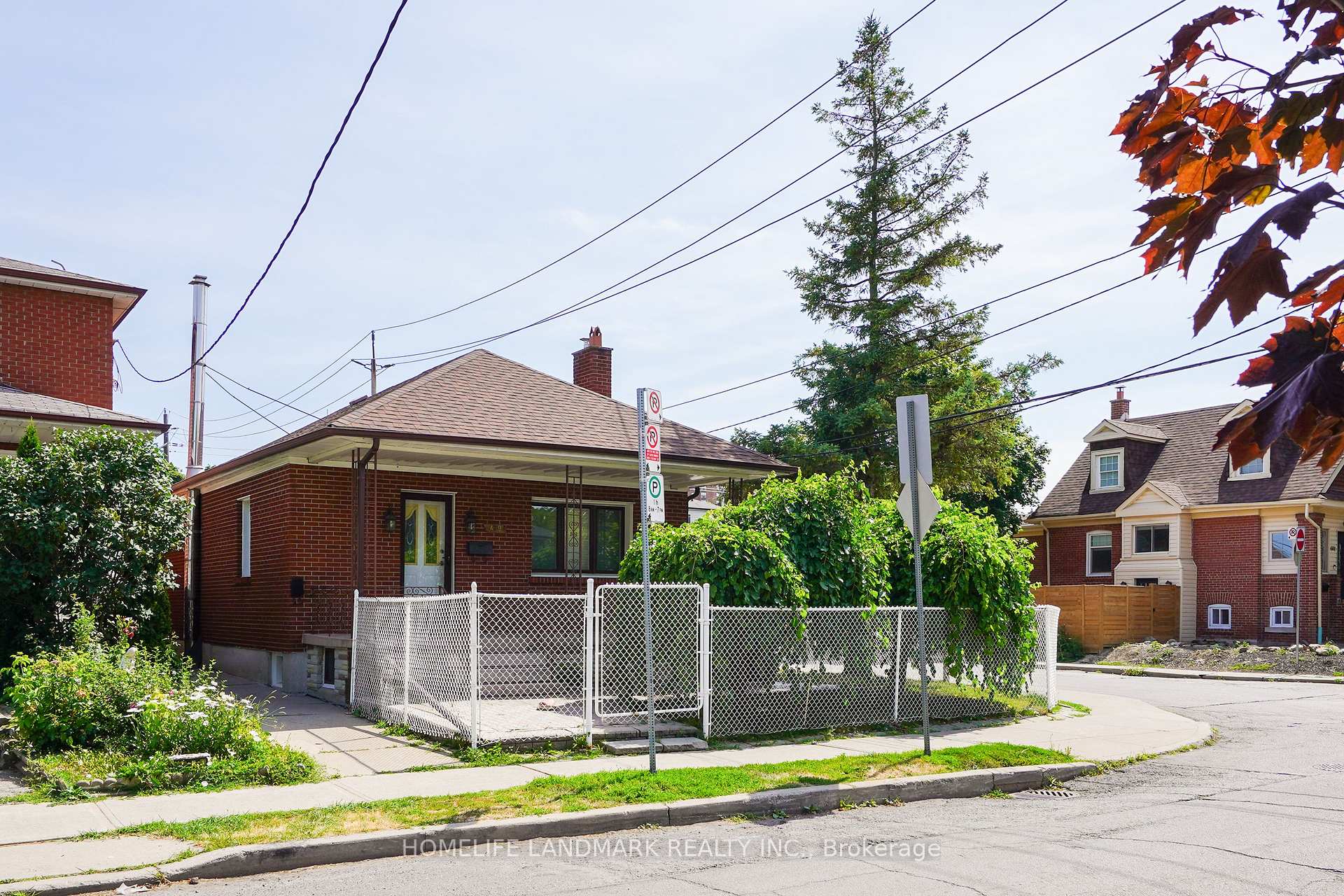 Bsmt R3 - 479 Whitmore Avenue Toronto Ontario Canada Rent residential Michael  Mao HomeLife Landmark Realty Inc., Brokerage