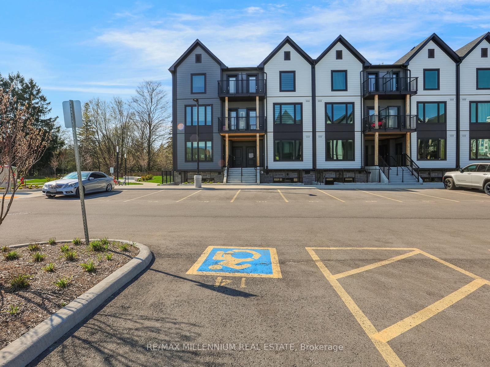 708 Woolwich Street Guelph Ontario Canada Rent residential The Condo Experts RE/MAX Millennium Real Estate, Brokerage*