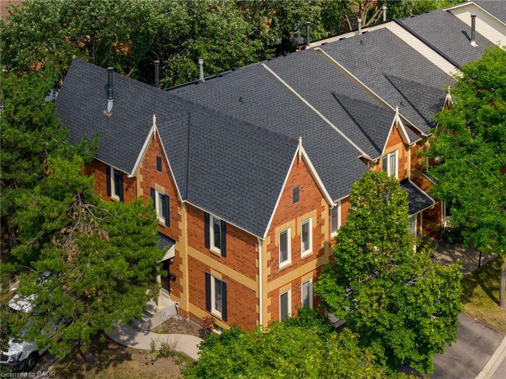 7 - 2006 Glenada Crescent Oakville Ontario Canada Sale residential Jane Smith New Demo Office