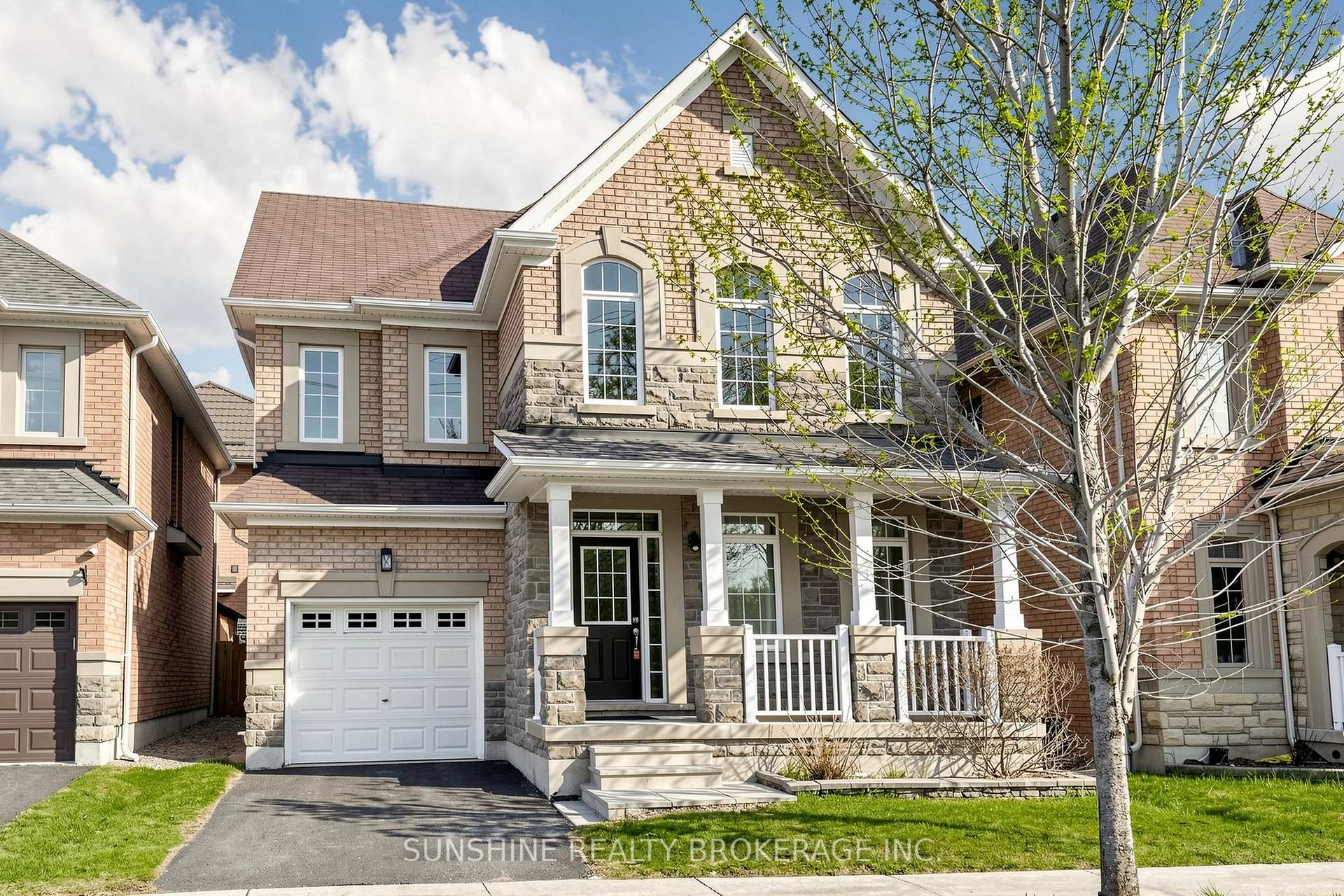 39 Wozniak Crescent Markham Ontario Canada Sale residential   Sunshine Realty Brokerage Inc.