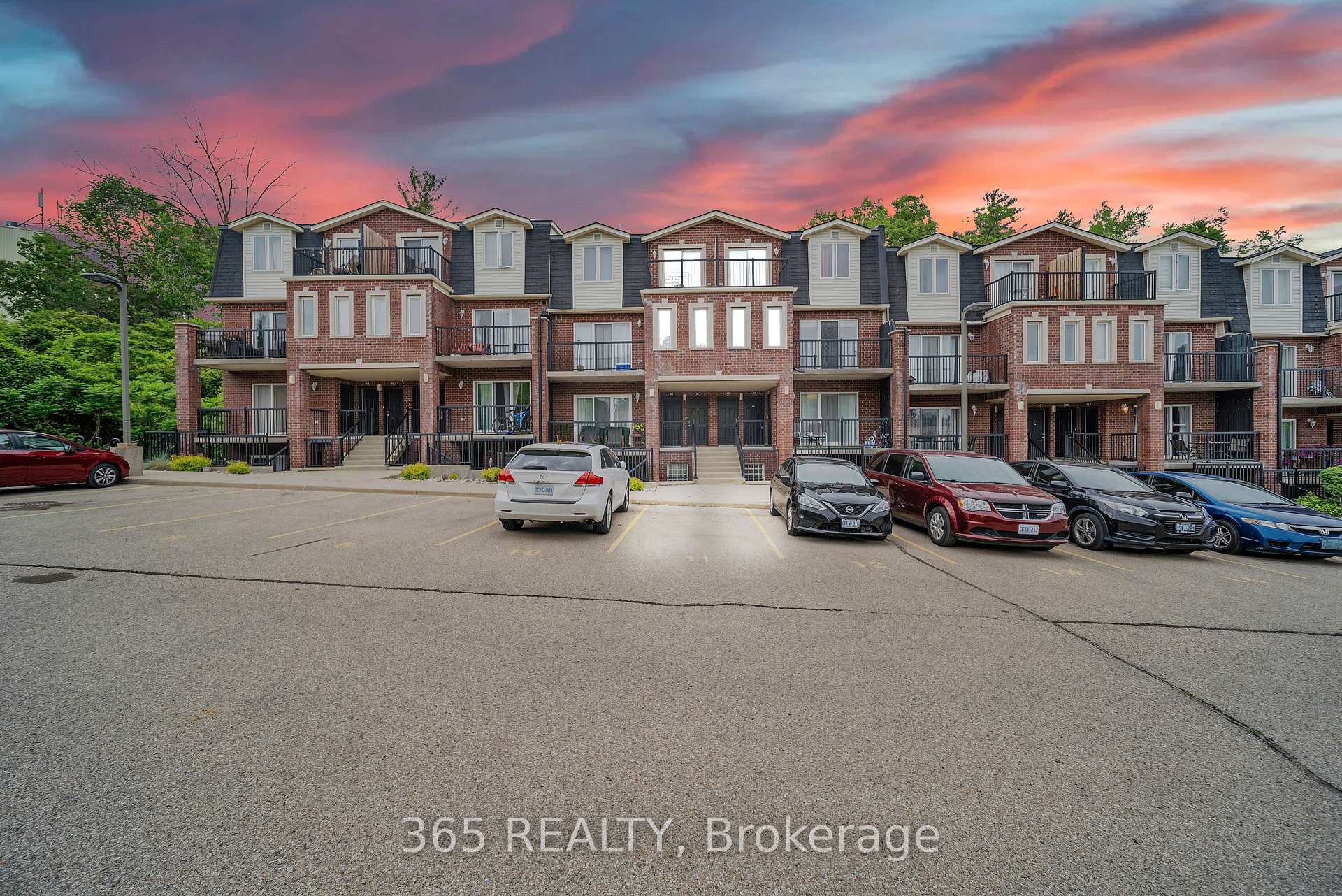 4D - 45 Cedarhill Crescent Kitchener Ontario Canada Sale residential   365 Realty Brokerage