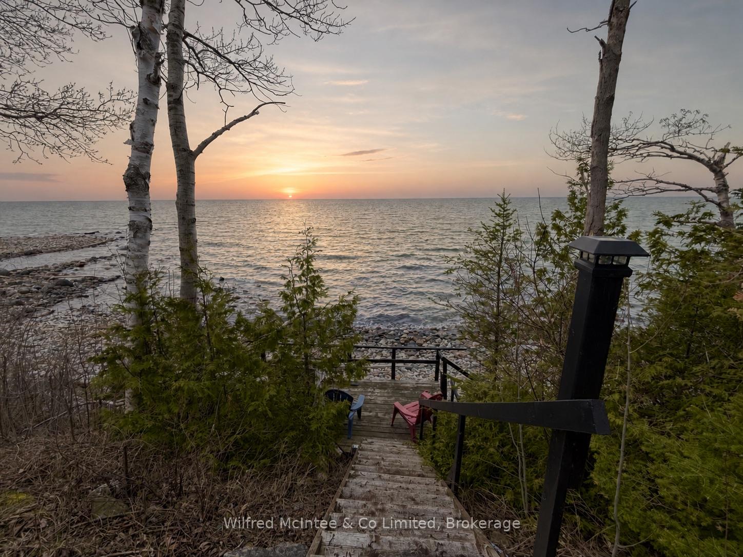 775 BRUCE ROAD 13 Road Native Leased Lands Ontario Canada Sale residential Mac Ferris Wilfred Mcintee & Co. Ltd., Brokerage* (Southampton)