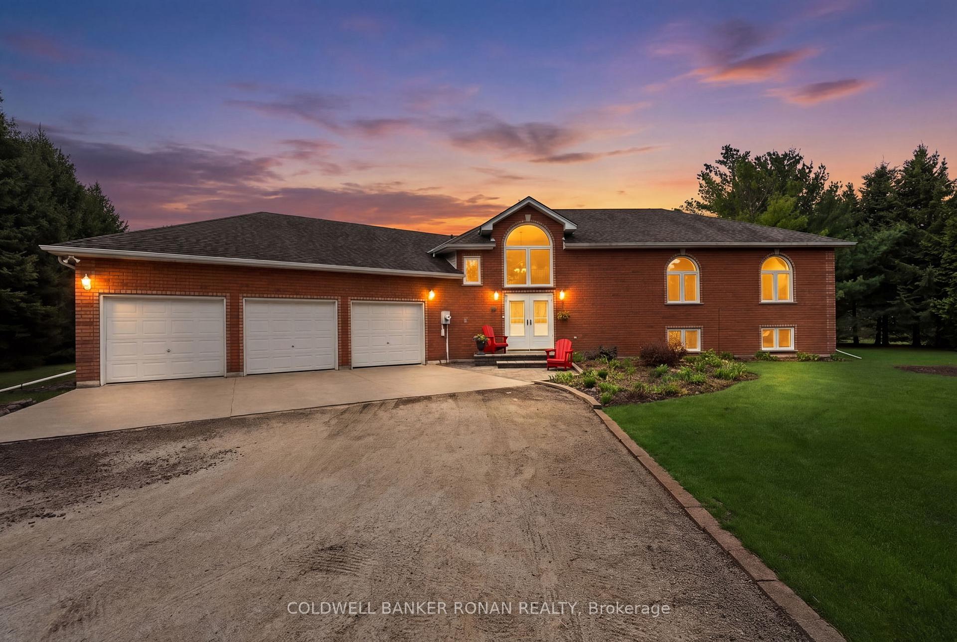 4 Tioga Boulevard Adjala-Tosorontio Ontario Canada Sale residential Wayne McGilvray Coldwell Banker Ronan Realty, Brokerage*