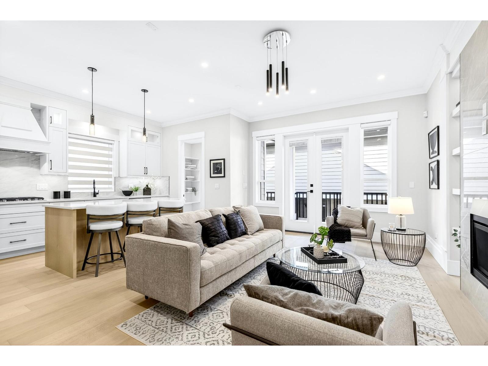 16723 25A AVENUE Surrey British Columbia Canada Sale residential   HomeLife Benchmark Realty Corp.