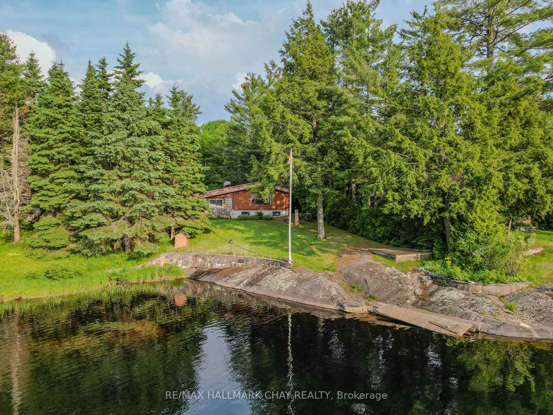 1070 Chaikof Road Bracebridge Ontario Canada Sale residential Radka Hnilicova Anchor Realty, Brokerage*