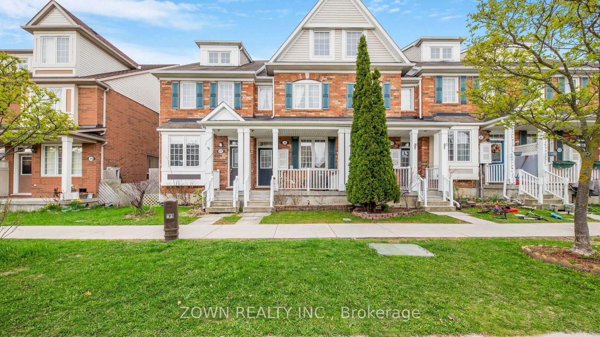 25 Cheetah Crescent Toronto Ontario Canada Sale residential Ishtiaq Ahmed ZOWN REALTY INC.