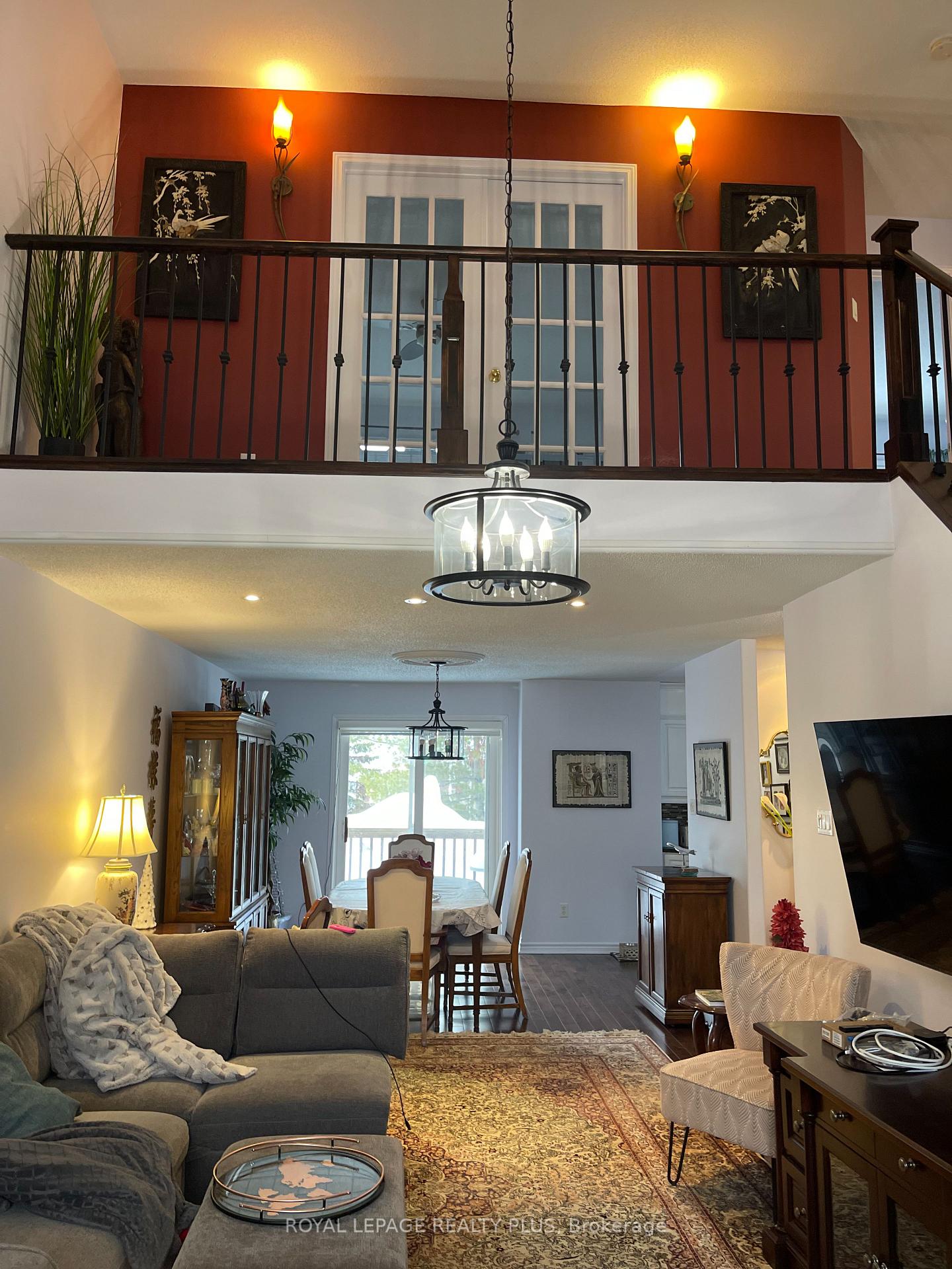 12 - 358 Little Avenue Barrie Ontario Canada Sale residential Karen  Moore Royal LePage Realty Plus, Brokerage*